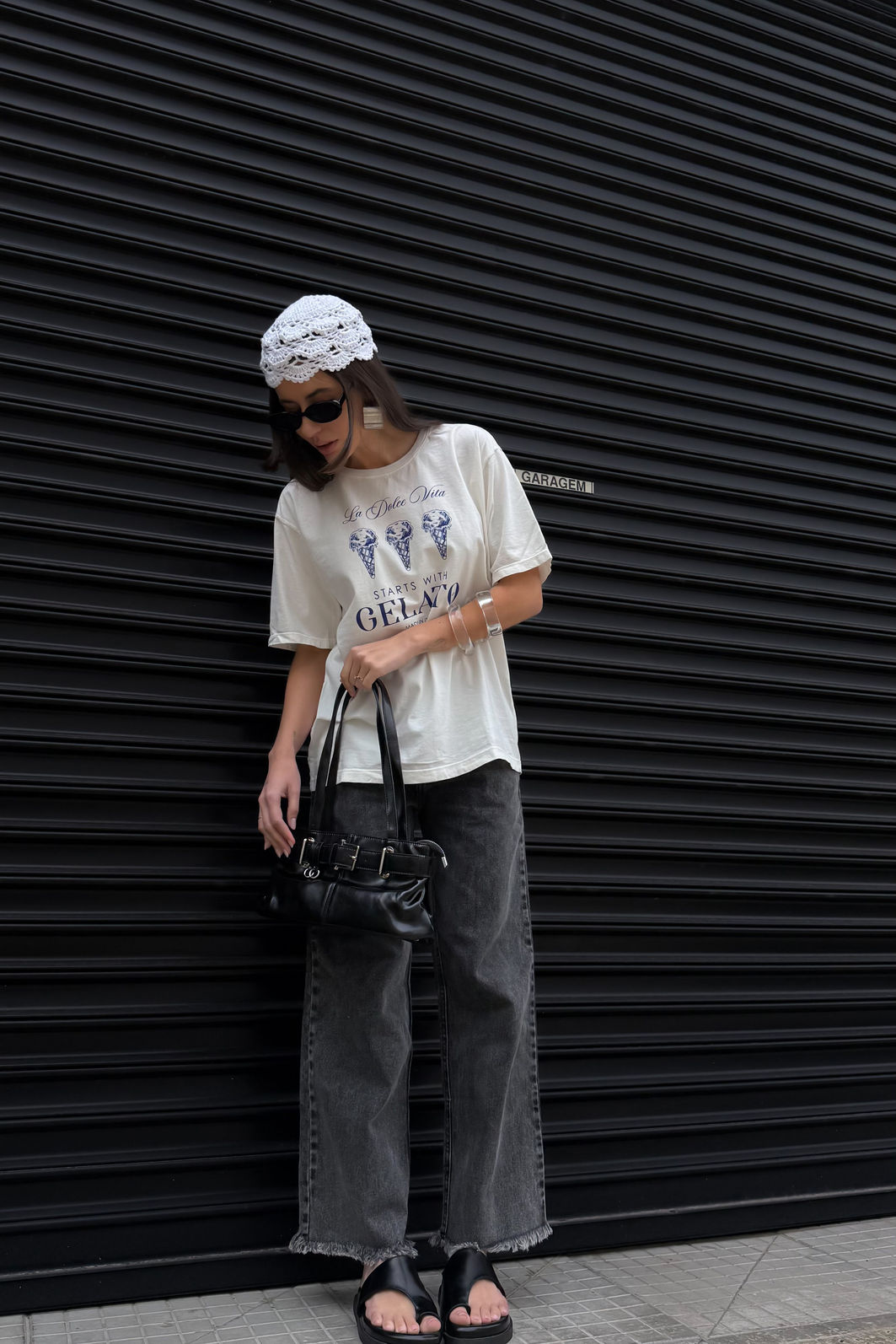 CALÇA JEANS LEONA PRETA MARMORIZADA CALÇA JEANS LEONA PRETA MARMORIZADA