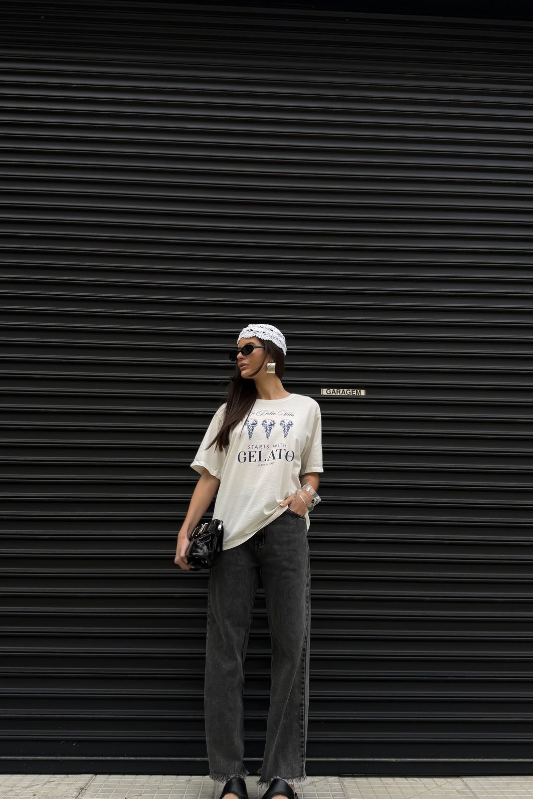 CALÇA JEANS LEONA PRETA MARMORIZADA