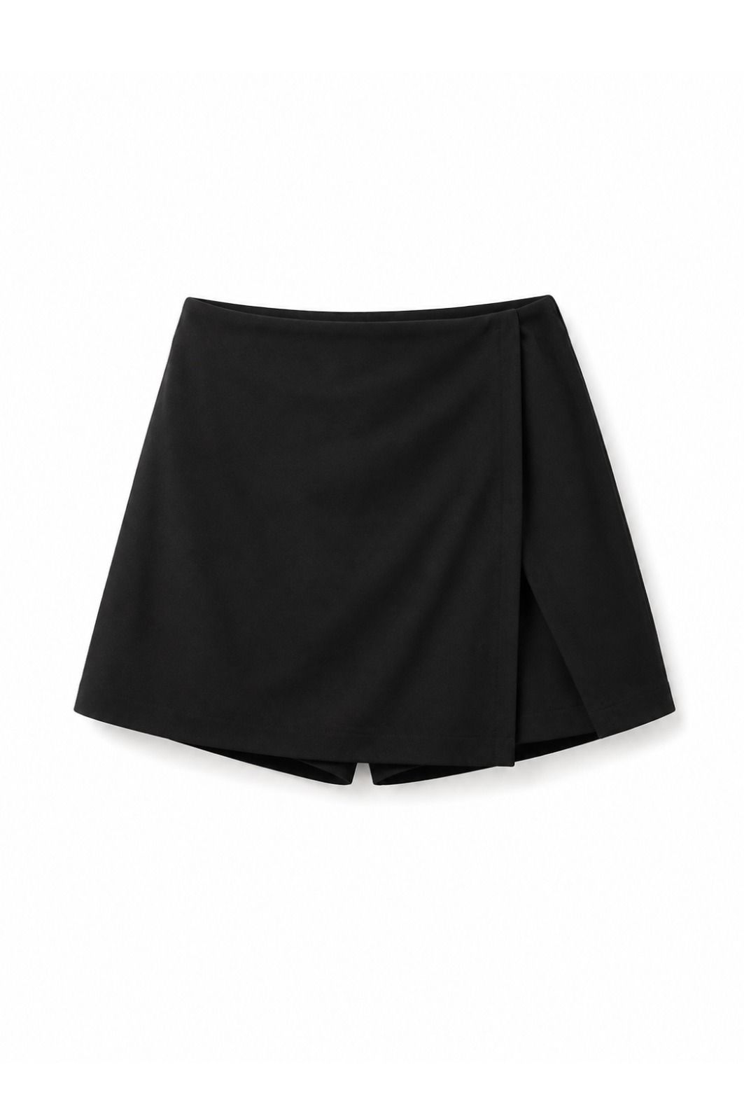 SHORTS SAIA COM ABERTURA FRONTAL ZAYA PRETO SHORTS SAIA COM ABERTURA FRONTAL ZAYA PRETO