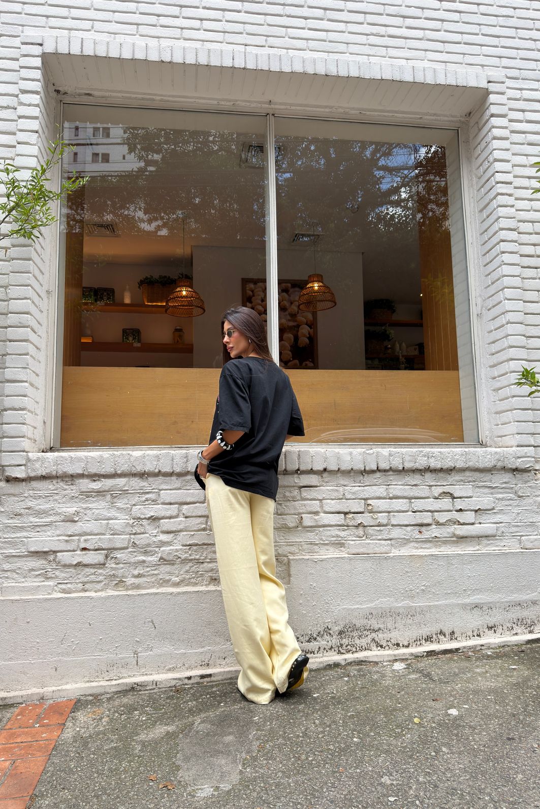 T-SHIRT OVERSIZED BLOODY MARY COCKTAIL (COM METAIS) PRETA