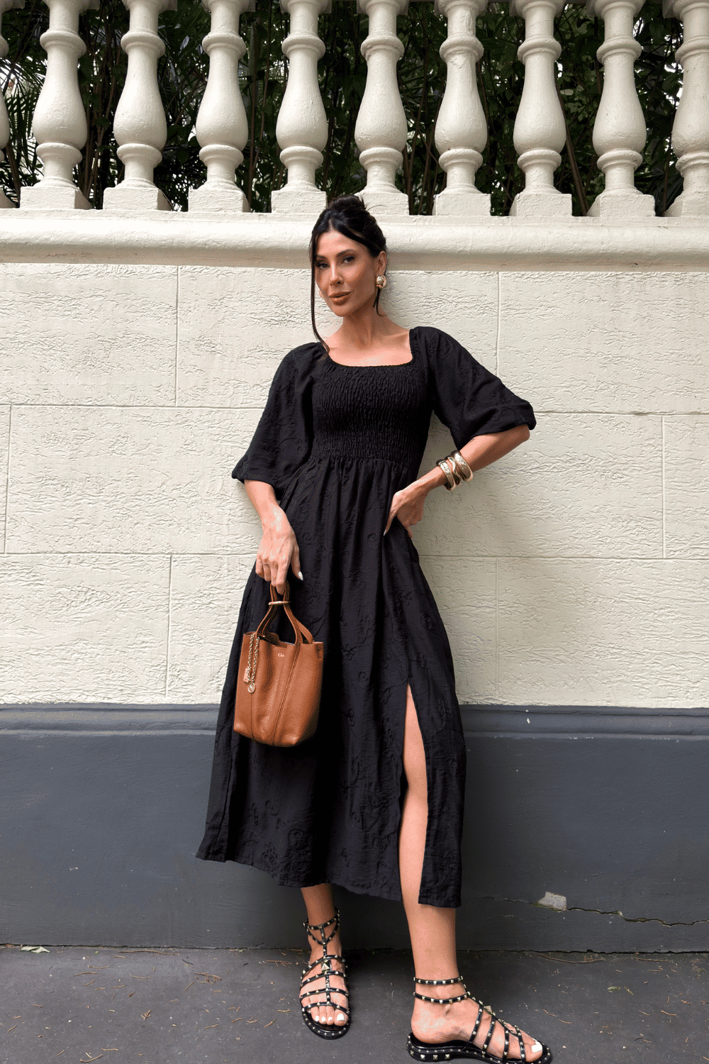 VESTIDO MIDI BORDADO BARBARA PRETO