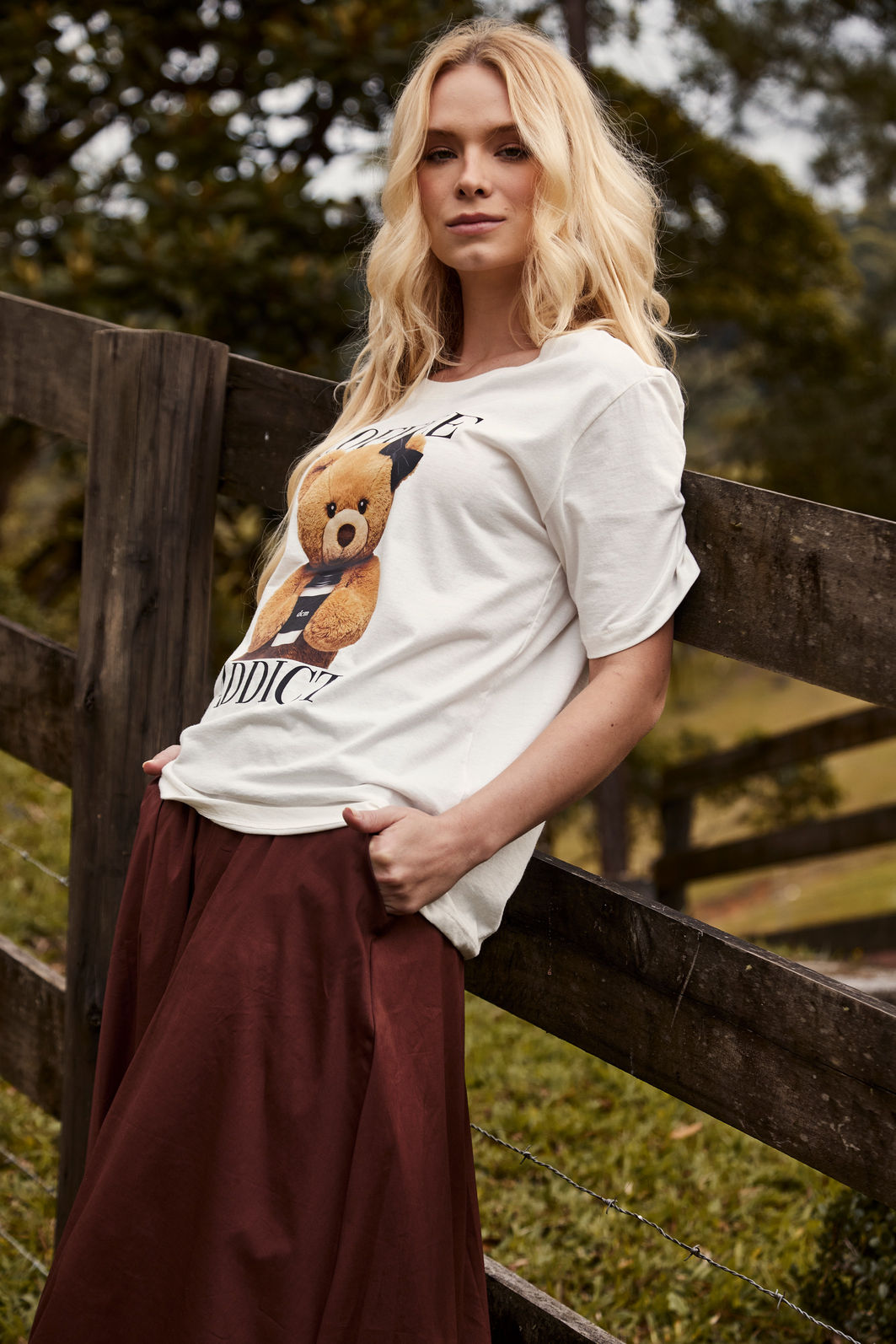 T-SHIRT ESTONADA COFFEE URSINHA OFF WHITE T-SHIRT ESTONADA COFFEE URSINHA OFF WHITE