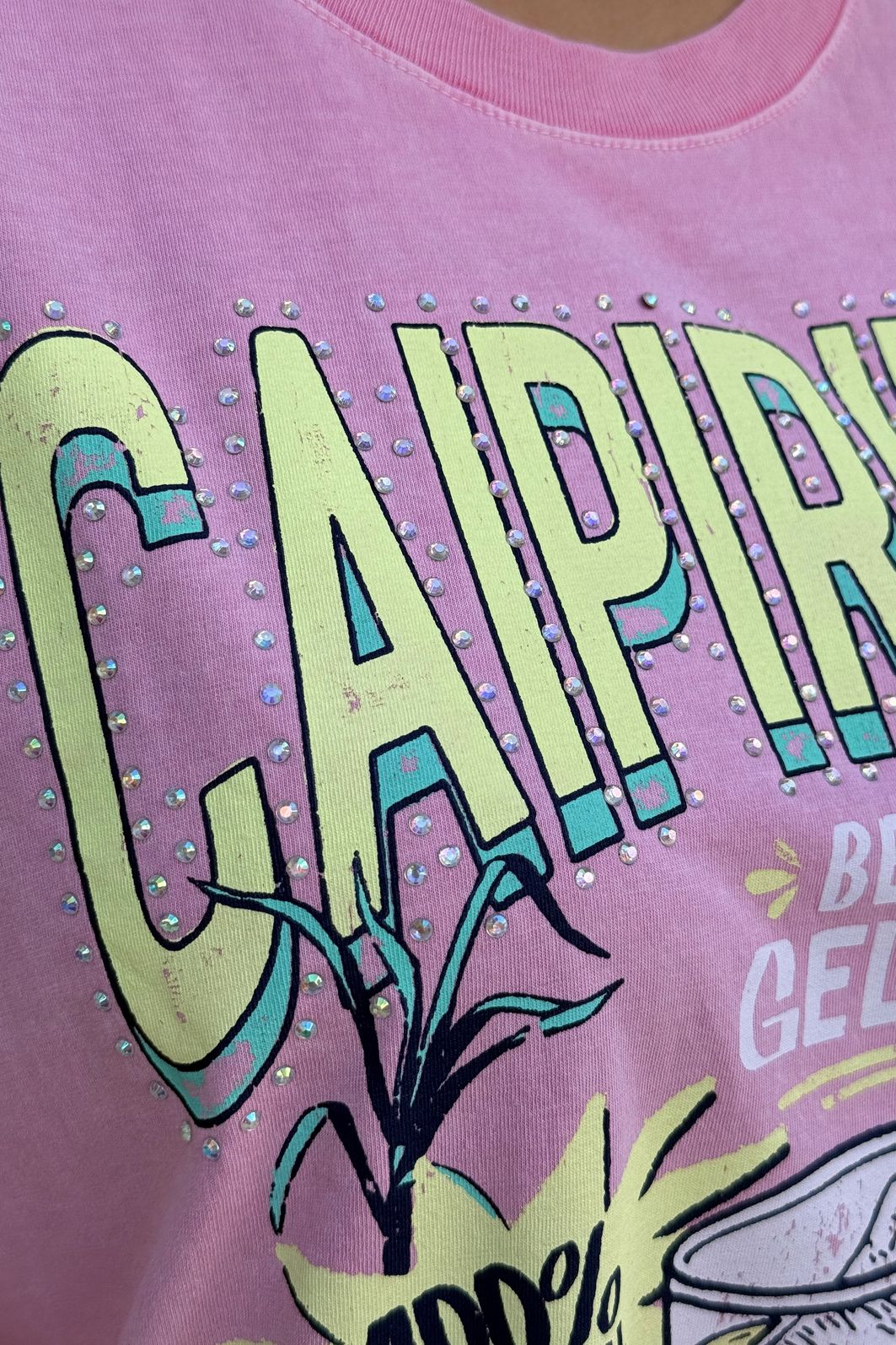 T-SHIRT OVERSIZED CAIPIRINHA GELADA (COM STRASS) ROSA CHICLETE