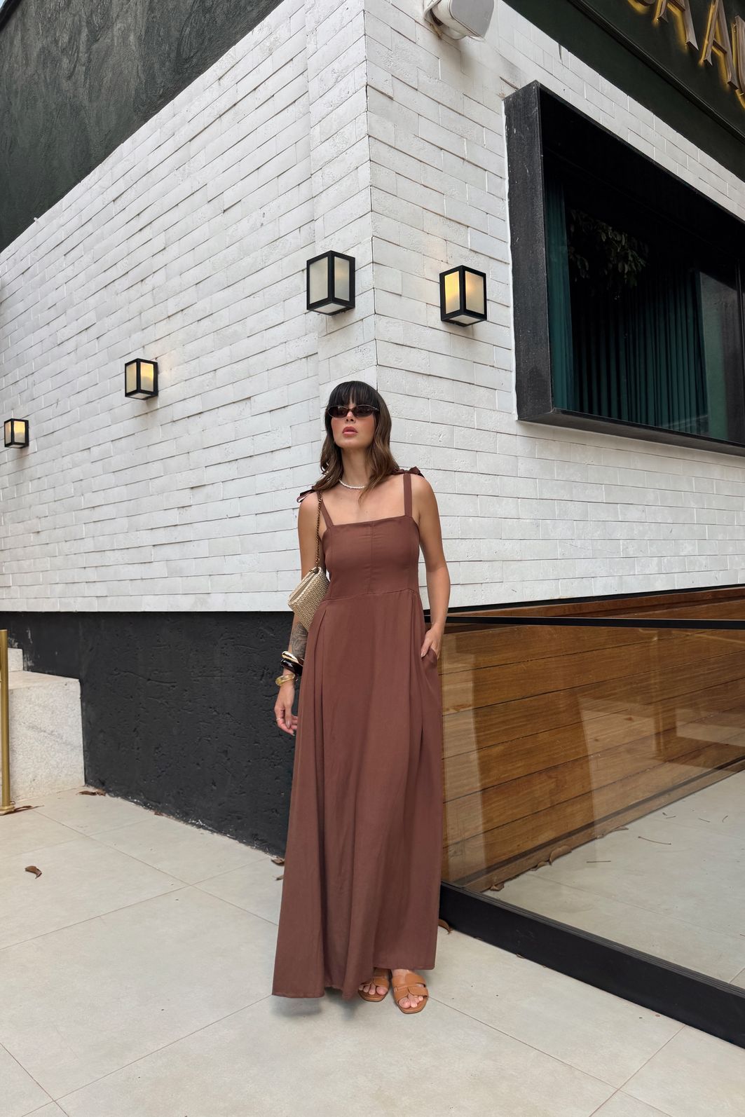 VESTIDO MIDI AGHATA MARROM VESTIDO MIDI AGHATA MARROM