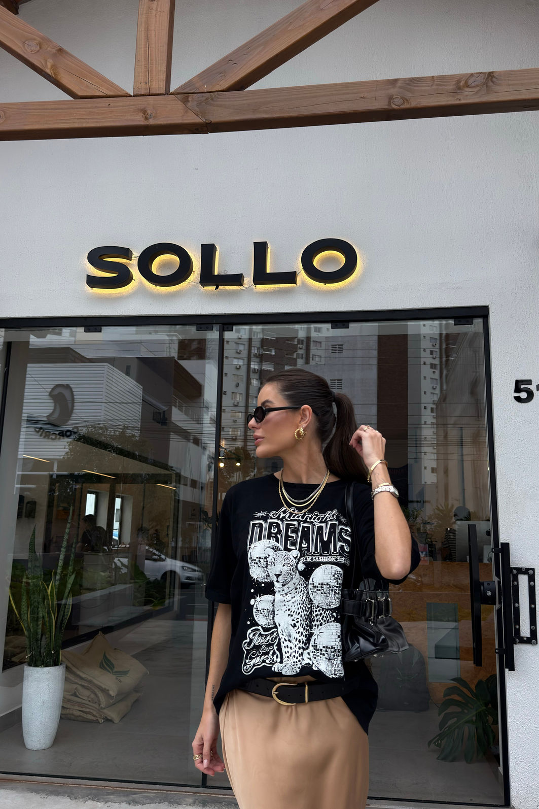 T-SHIRT ESTONADA MIDNIGHT DREAMS PRETA T-SHIRT ESTONADA MIDNIGHT DREAMS PRETA