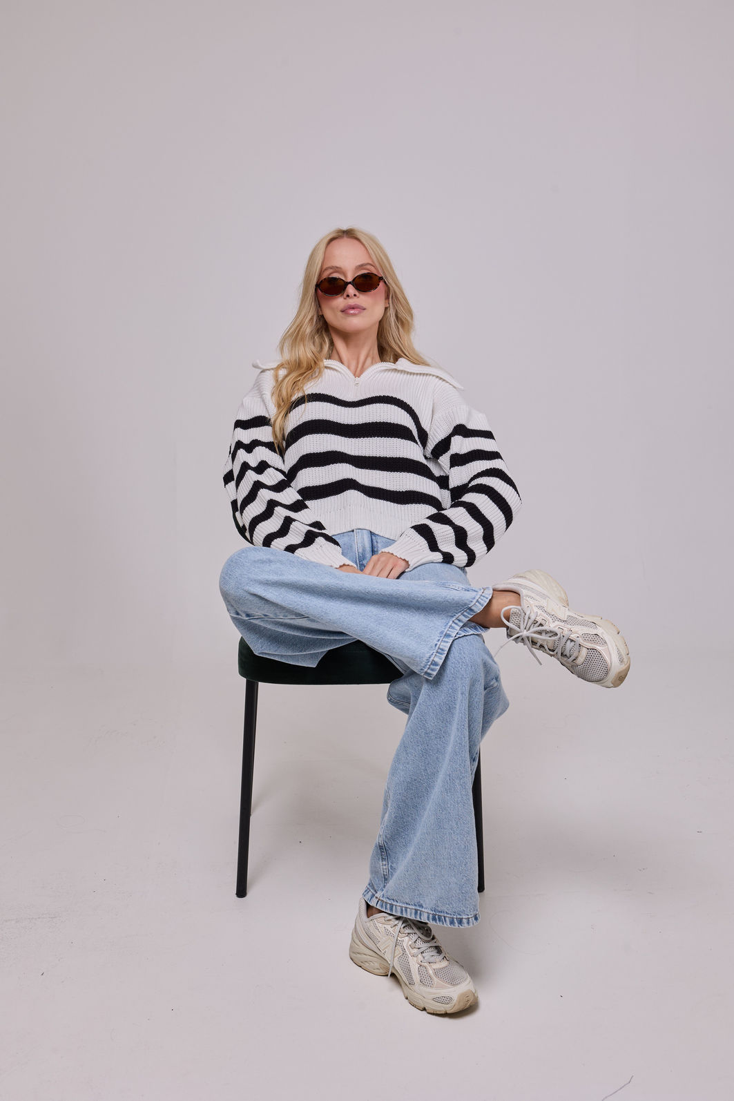TRICOT COM ZÍPER MANGA LONGA LISTRADO GRACE OFF WHITE TRICOT COM ZÍPER MANGA LONGA LISTRADO GRACE OFF WHITE