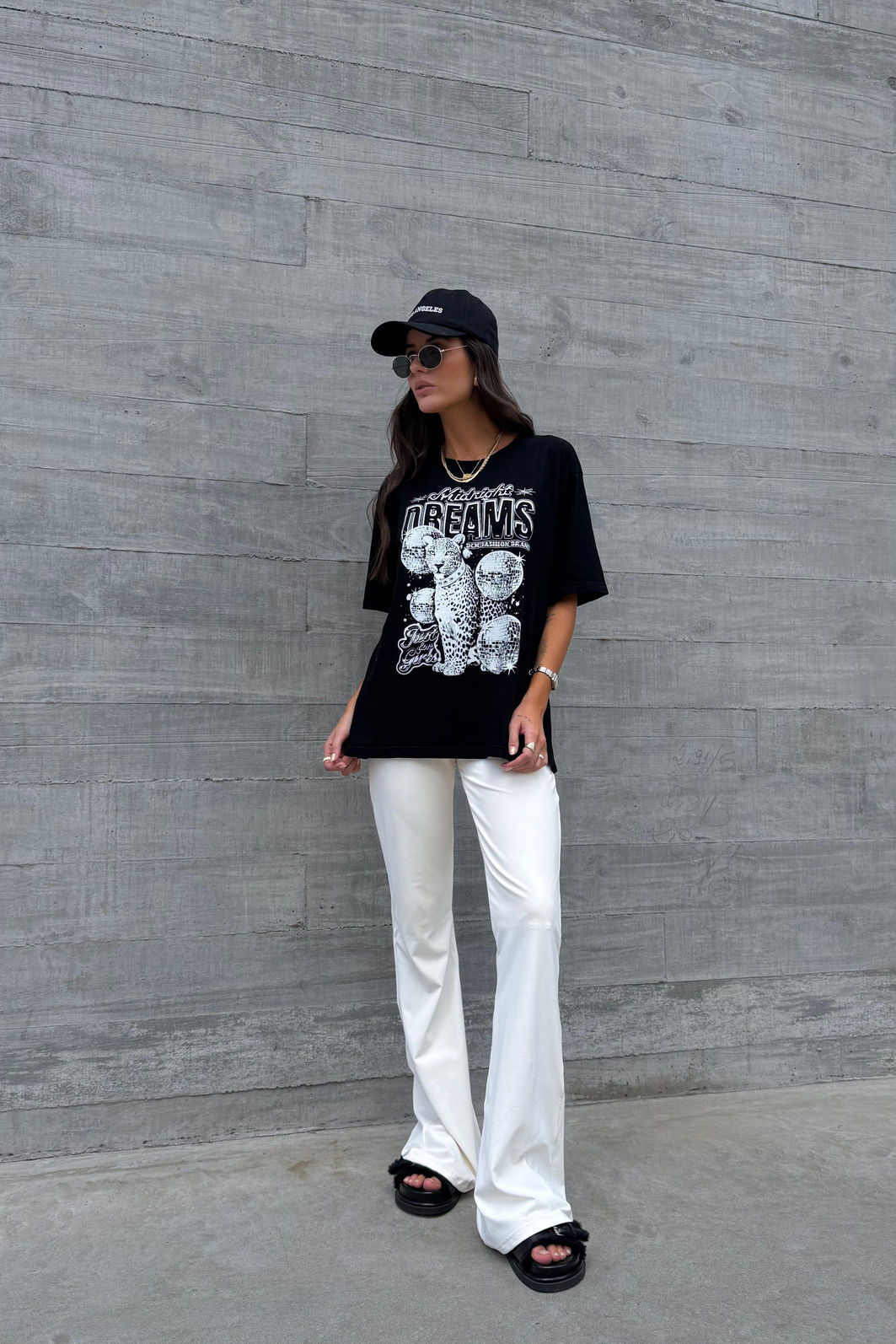 T-SHIRT ESTONADA MIDNIGHT DREAMS PRETA T-SHIRT ESTONADA MIDNIGHT DREAMS PRETA