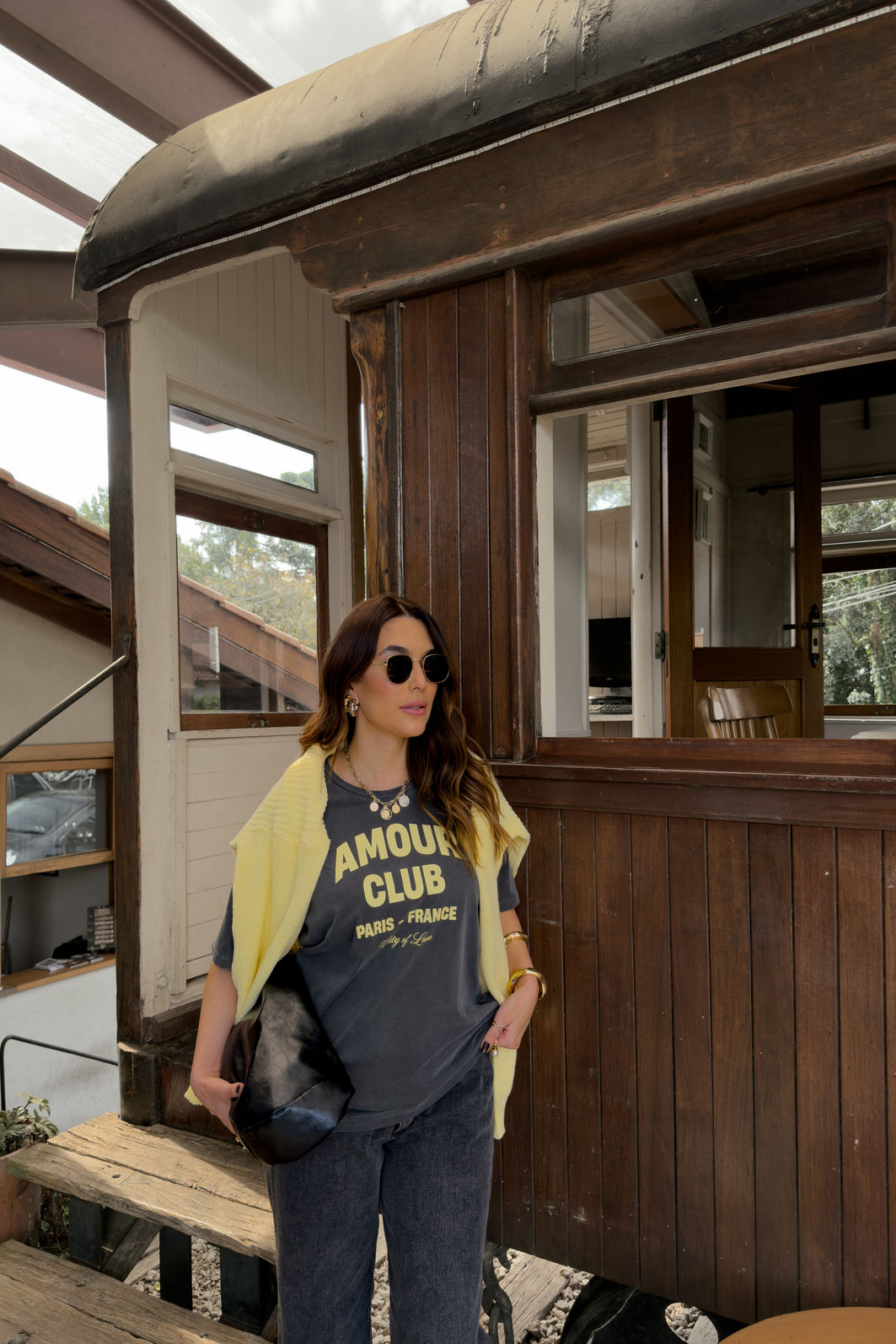 T-SHIRT ESTONADA AMOUR CLUB CHUMBO T-SHIRT ESTONADA AMOUR CLUB CHUMBO