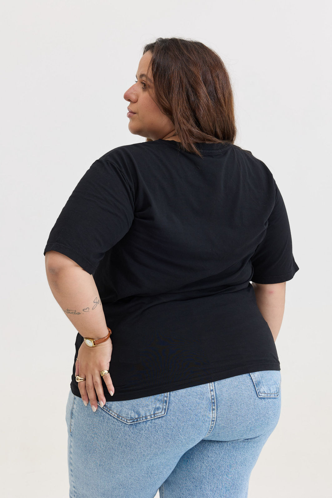 T-SHIRT ESTONADA LISA PRETA T-SHIRT ESTONADA LISA PRETA