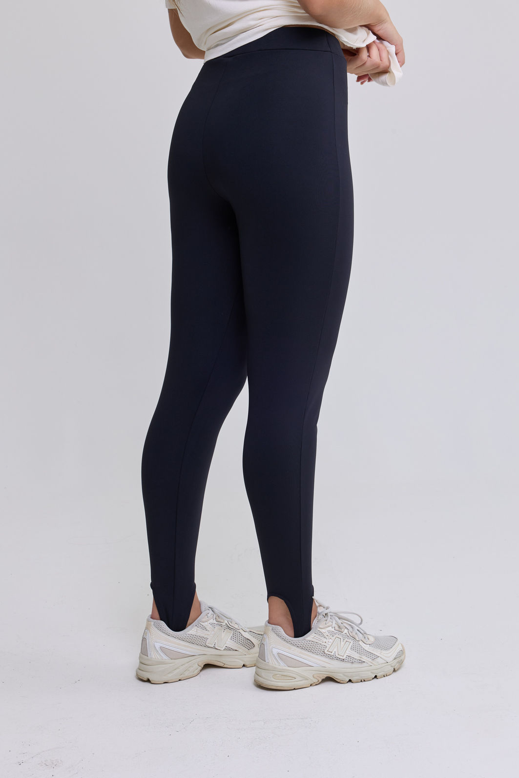 LEGGING FUSO COM ELÁSTICO NA CINTURA NATALIA PRETA LEGGING FUSO COM ELÁSTICO NA CINTURA NATALIA PRETA
