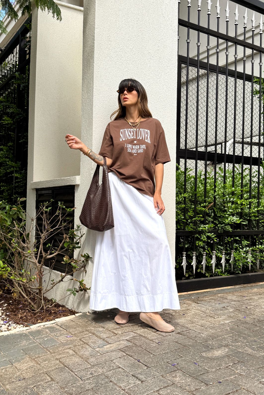 T-SHIRT ESTONADA SUNSET LOVER MARROM CAFÉ T-SHIRT ESTONADA SUNSET LOVER MARROM CAFÉ