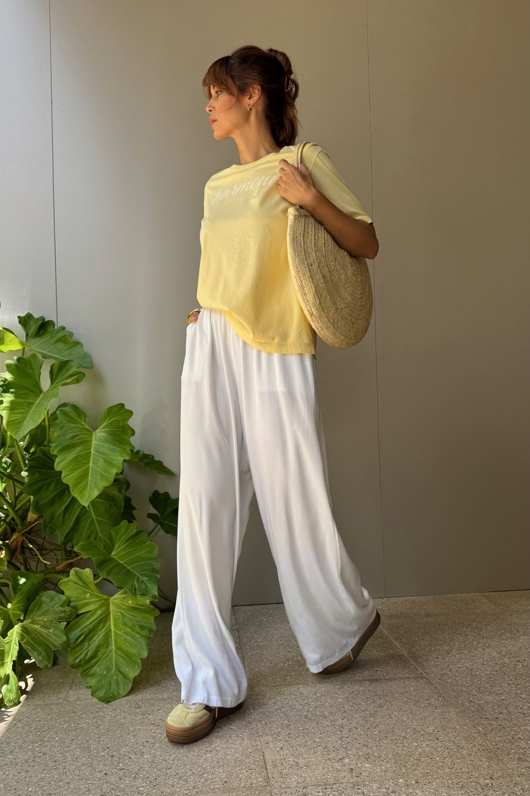 T-SHIRT ESTONADA HARMONY AMARELO MANTEIGA T-SHIRT ESTONADA HARMONY AMARELO MANTEIGA