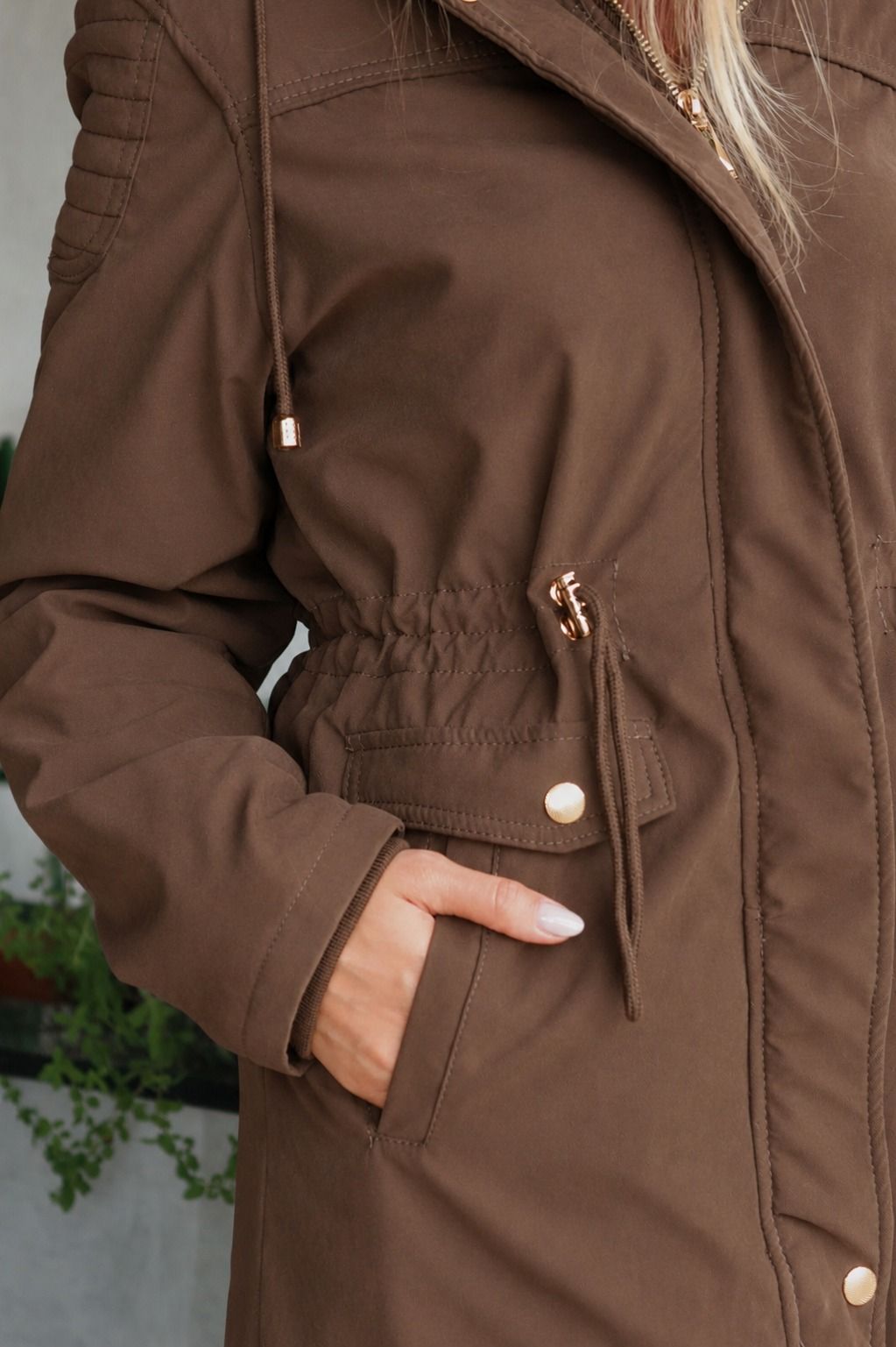 PARKA PELUCIADA COM BOLSOS ELOA MARROM PARKA PELUCIADA COM BOLSOS ELOA MARROM