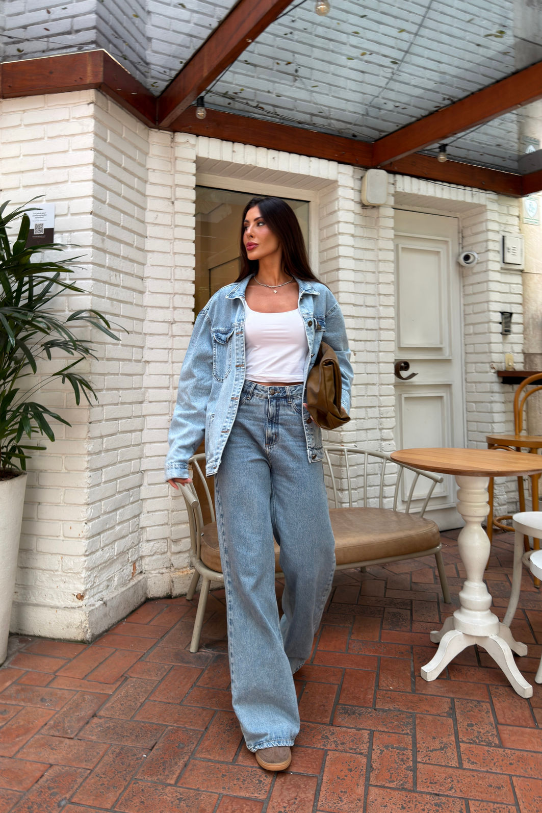 JAQUETA JEANS OVER ROXY AZUL MARMORIZADA JAQUETA JEANS OVER ROXY AZUL MARMORIZADA