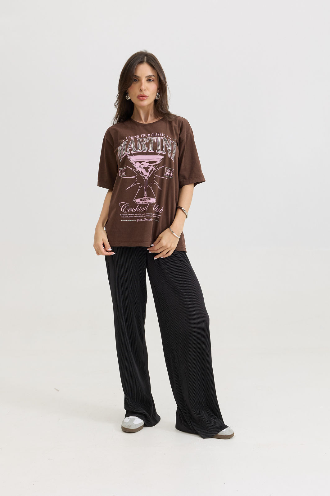 T-SHIRT ESTONADA CLASSIC MARTINI (COM APLICAÇÃO) MARROM CHOCOLATE T-SHIRT ESTONADA CLASSIC MARTINI (COM APLICAÇÃO) MARROM CHOCOLATE