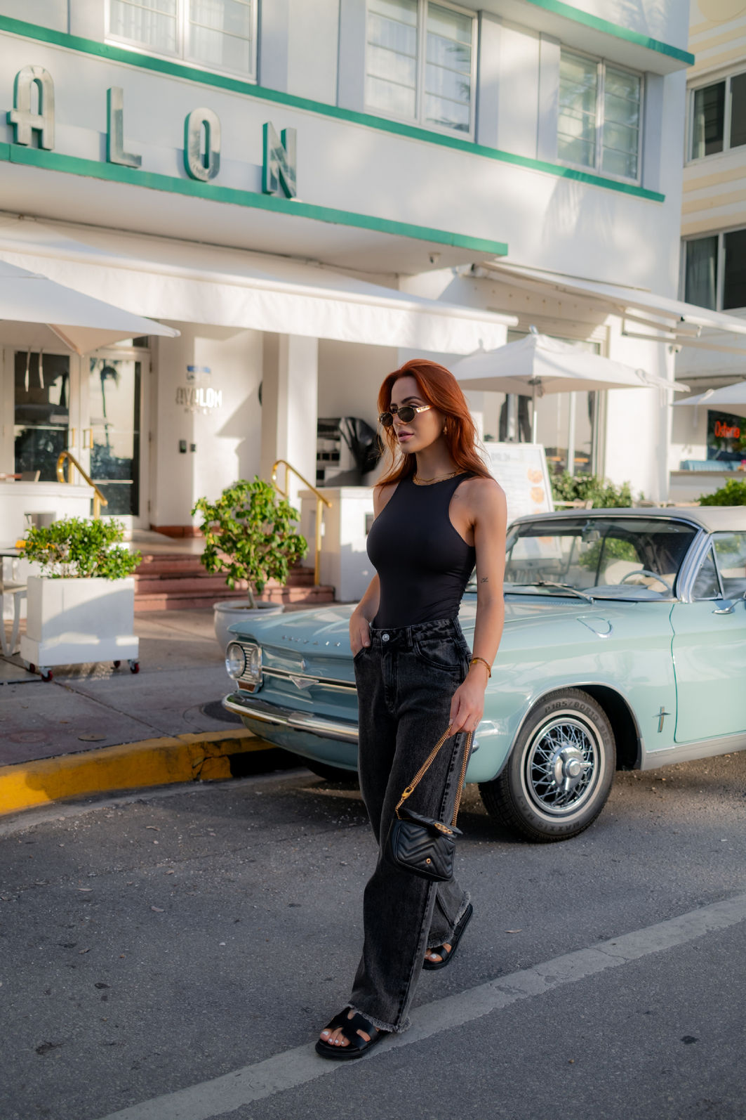 CALÇA JEANS LEONA PRETA MARMORIZADA CALÇA JEANS LEONA PRETA MARMORIZADA