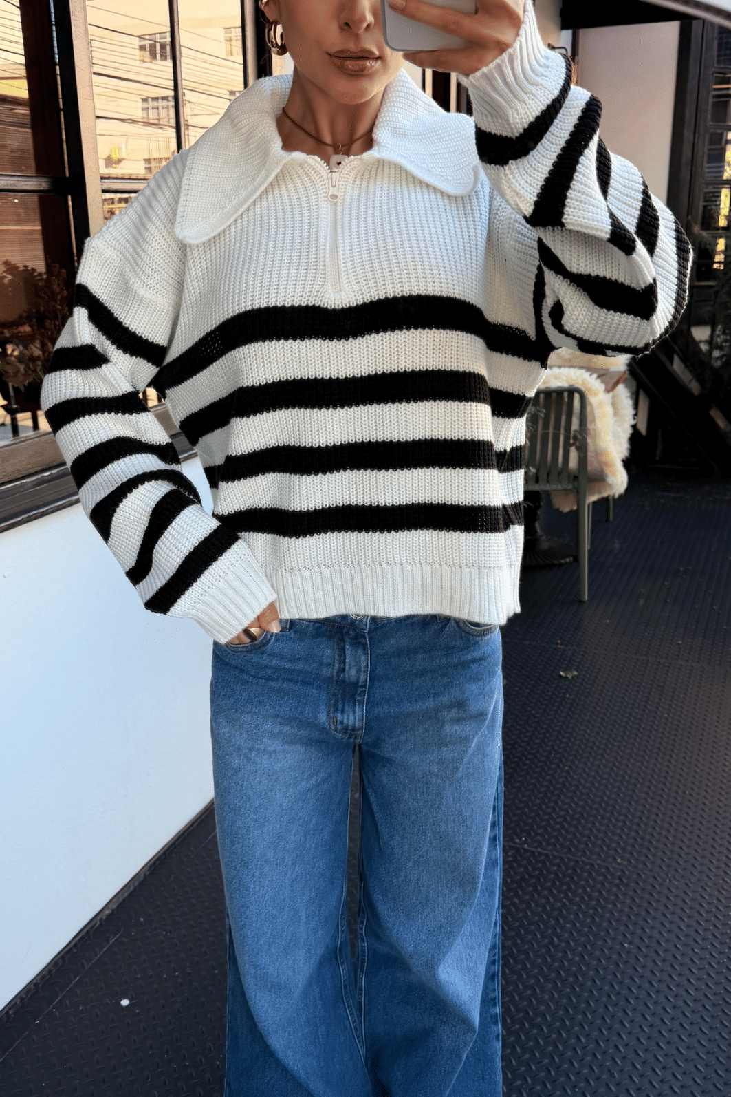 TRICOT COM ZÍPER MANGA LONGA LISTRADO GRACE OFF WHITE TRICOT COM ZÍPER MANGA LONGA LISTRADO GRACE OFF WHITE