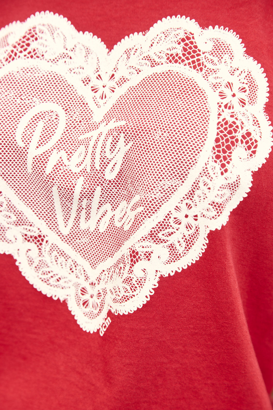 T-SHIRT ESTONADA PRETTY VIBES VERMELHO CEREJA T-SHIRT ESTONADA PRETTY VIBES VERMELHO CEREJA