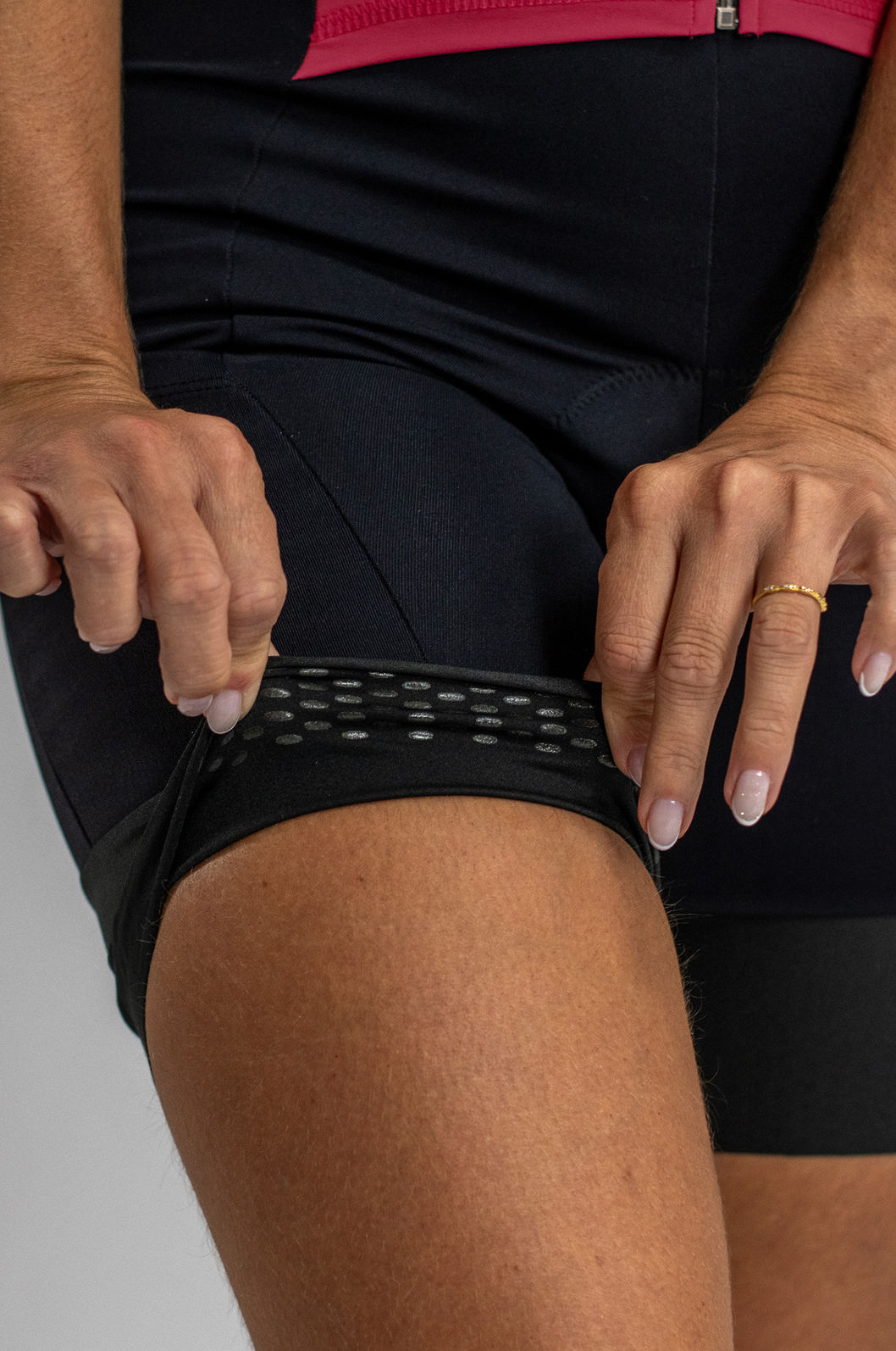 MACAQUINHO FEMININO CLASSIC ROSA ESCURO