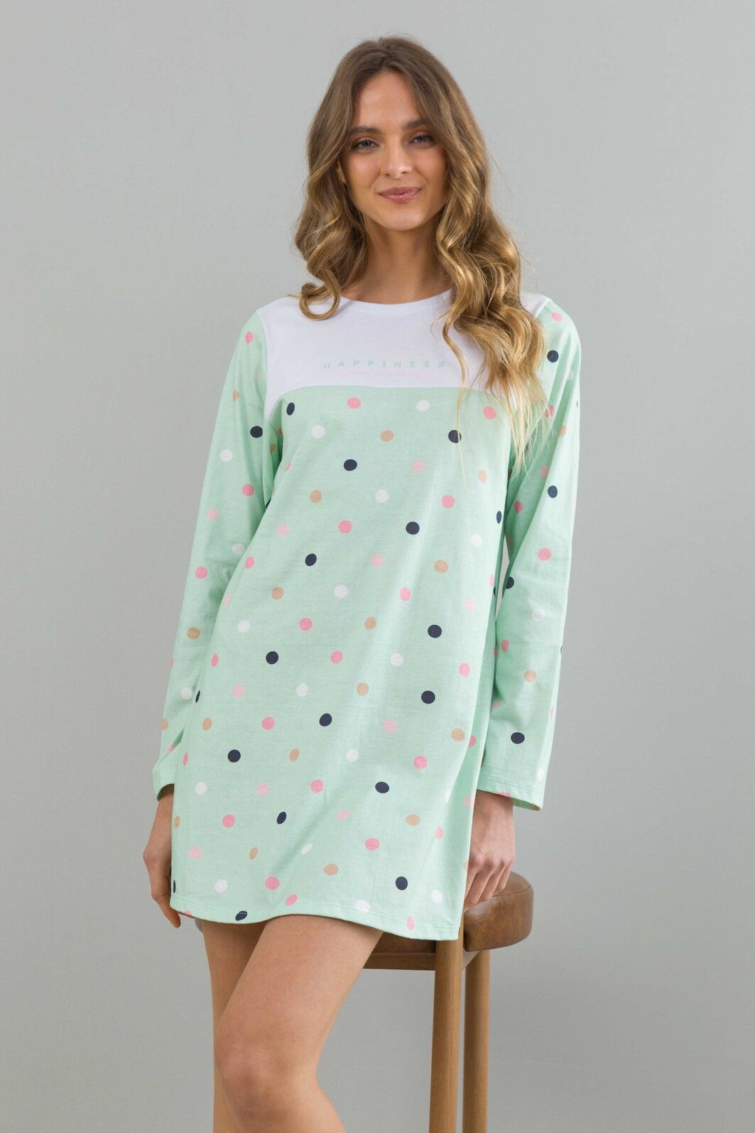 CAMISOLA FEMININA MANGA LONGA COM RECORTE CAMISOLA FEMININA MANGA LONGA COM RECORTE