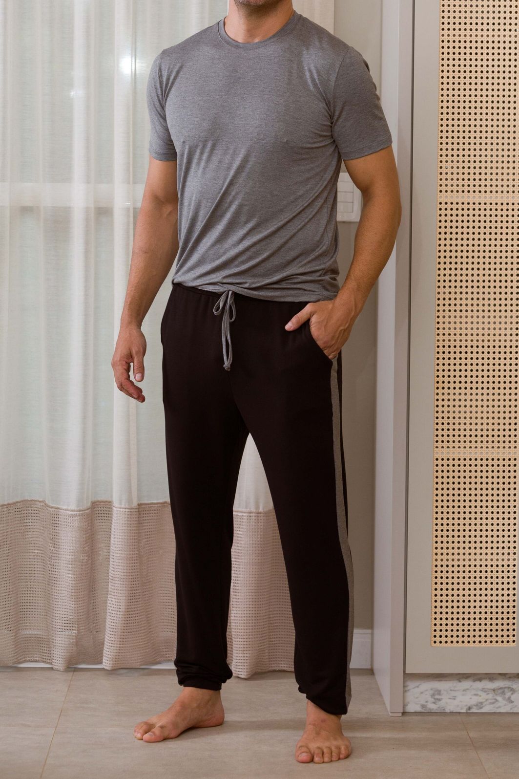 PIJAMA MASCULINO MANGA CURTA CALÇA COM RECORTE