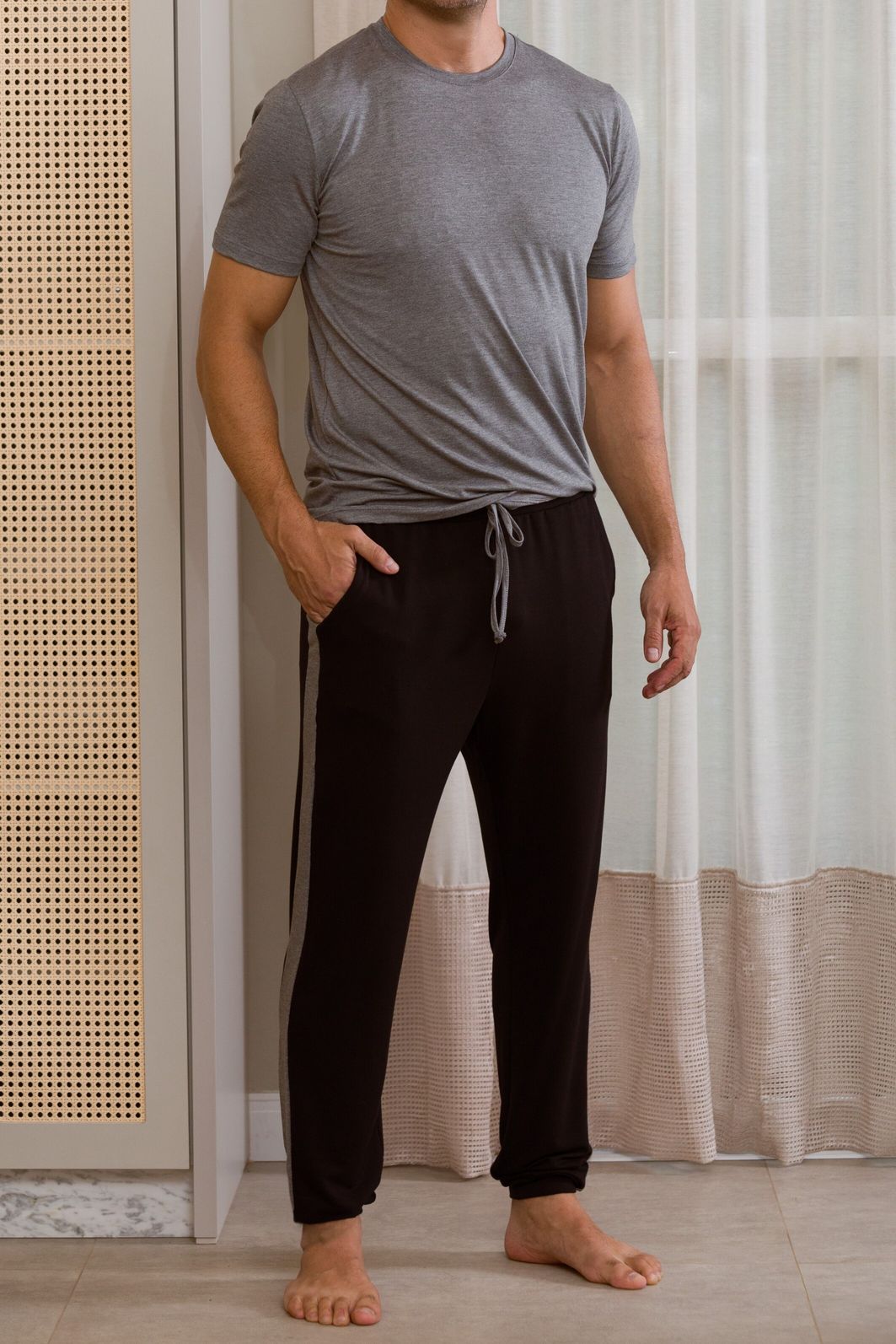 PIJAMA MASCULINO MANGA CURTA CALÇA COM RECORTE