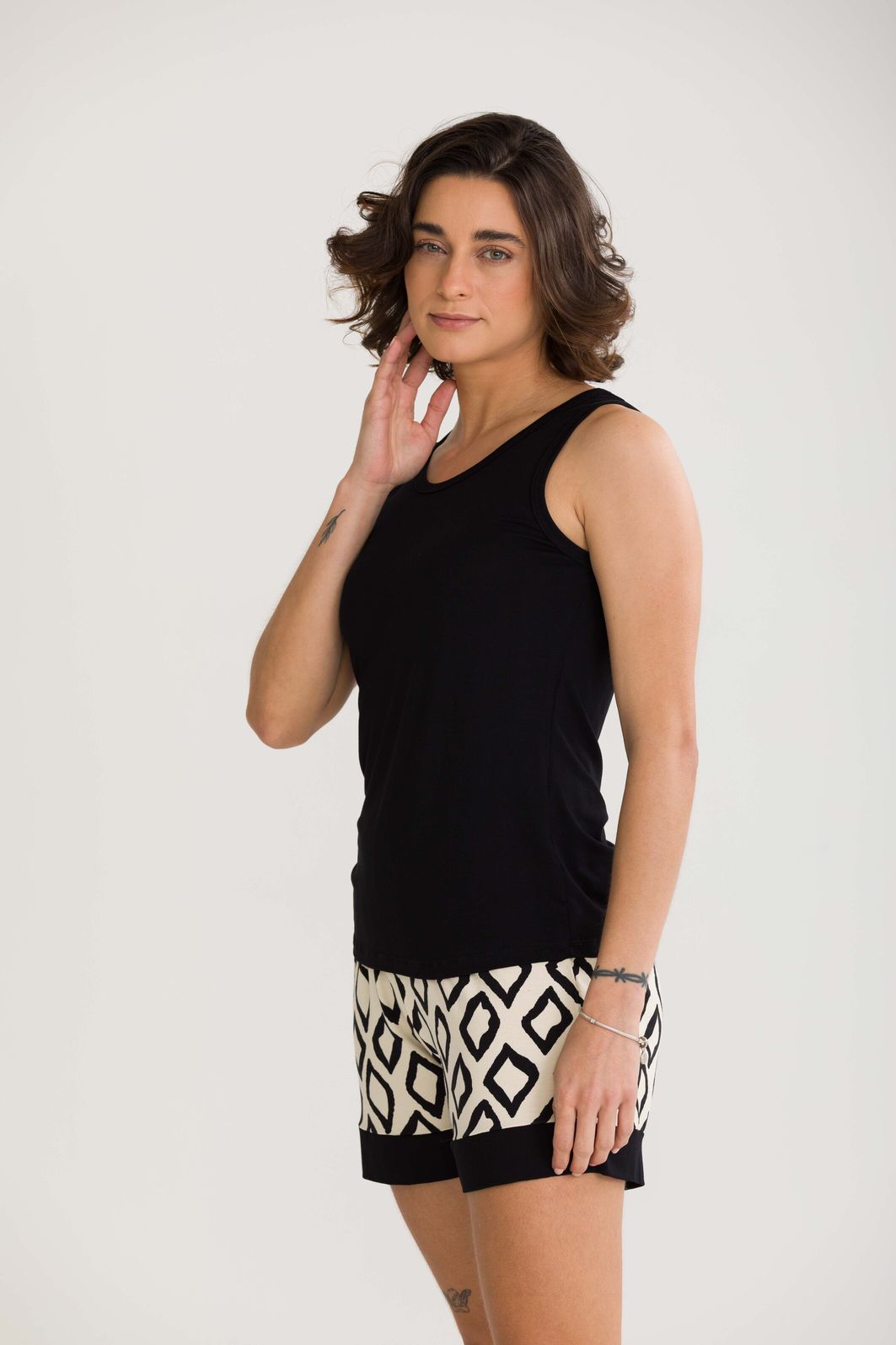 PIJAMA FEMININO REGATA COM SHORTS LOSANGOS