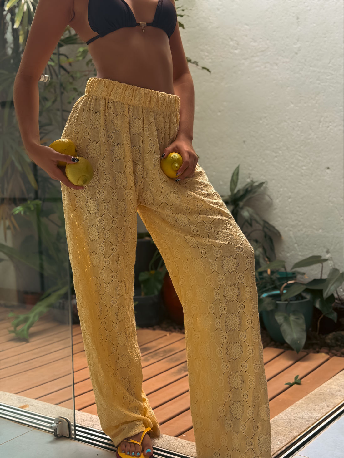 CALÇA FLORA - AMARELO