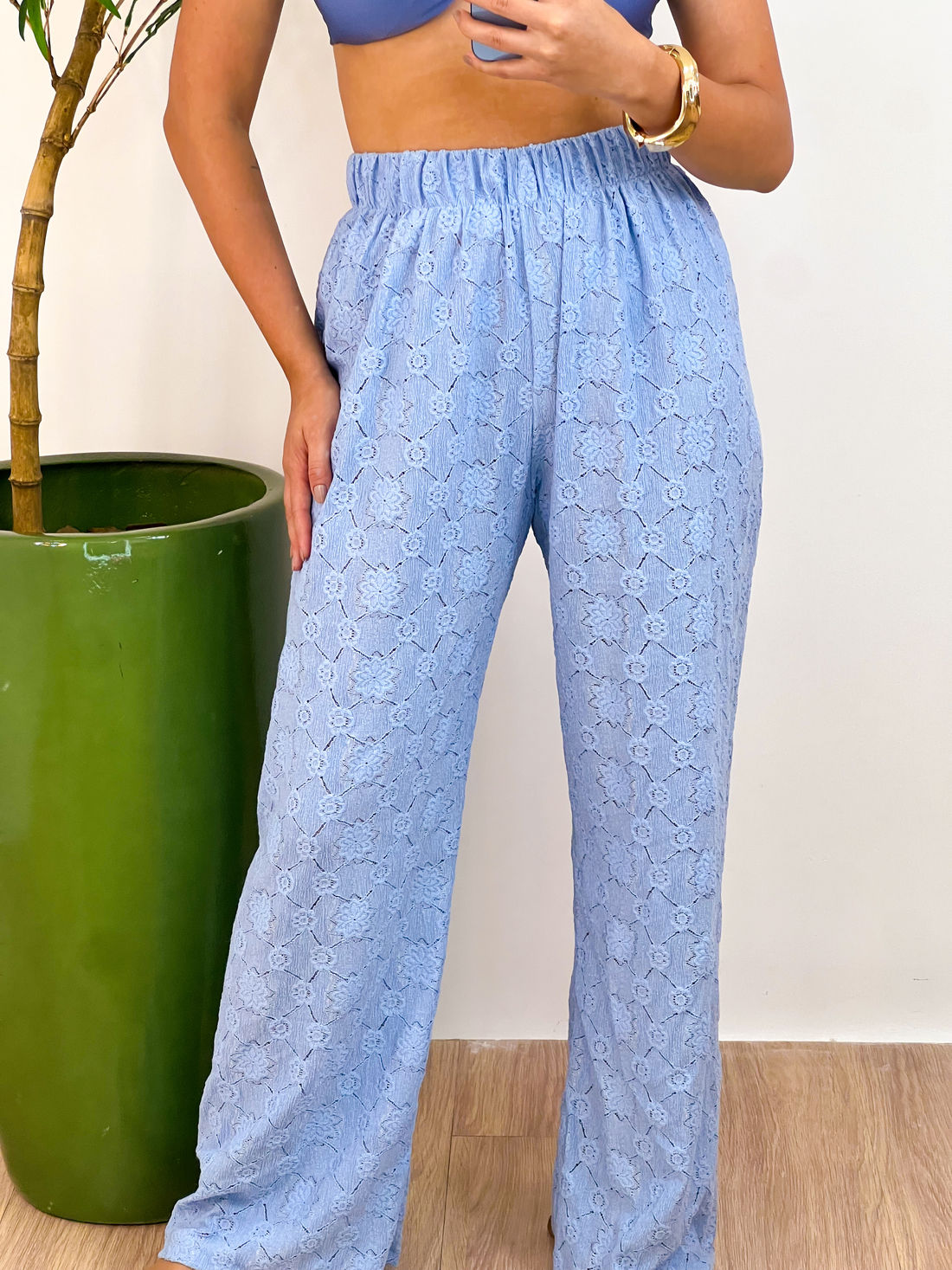 CALÇA FLORA - AZUL BEBÊ