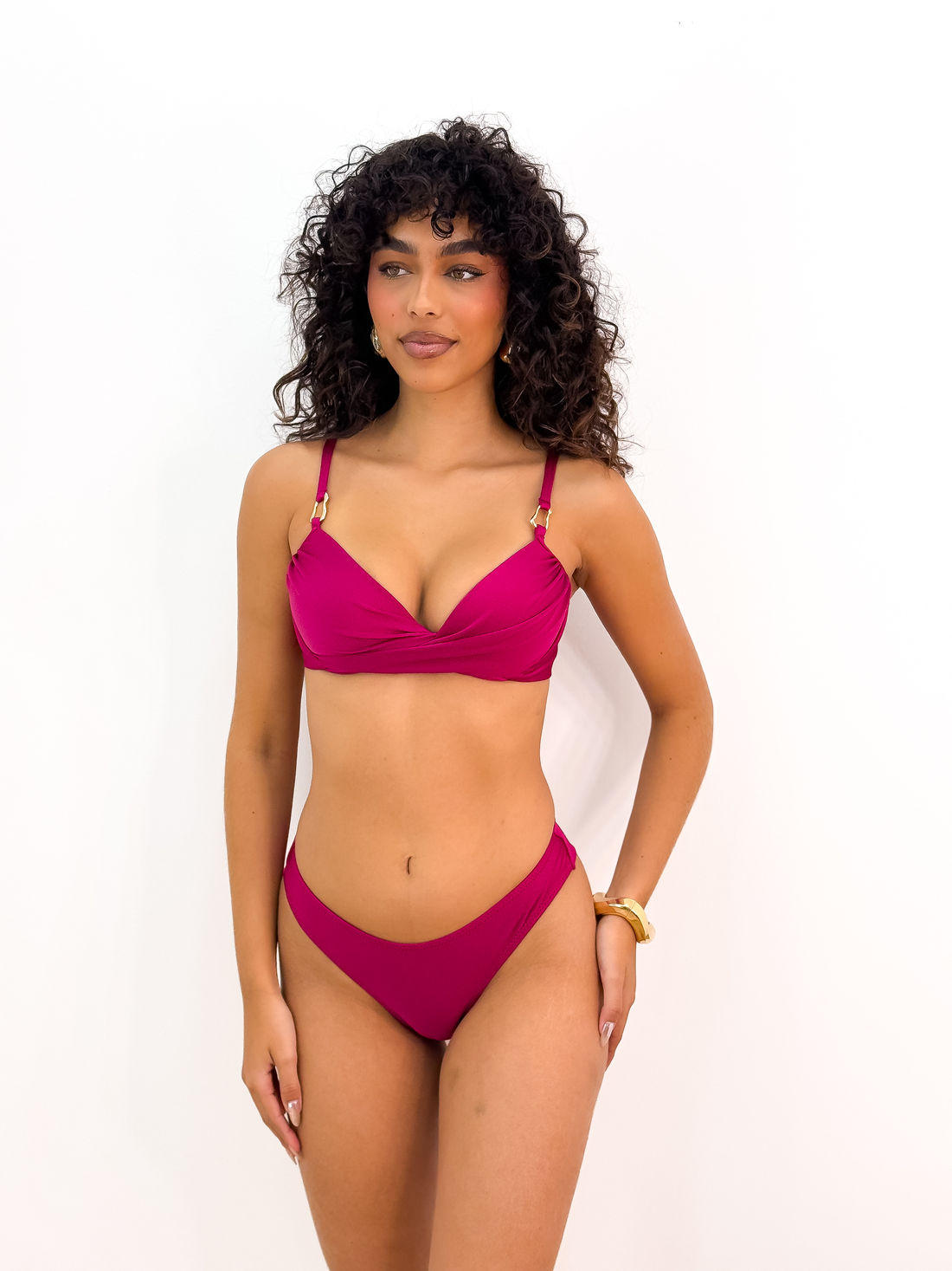 MEIA TAÇA GLAMOUR ASA DELTA - DESEJO MEIA TAÇA GLAMOUR ASA DELTA - DESEJO