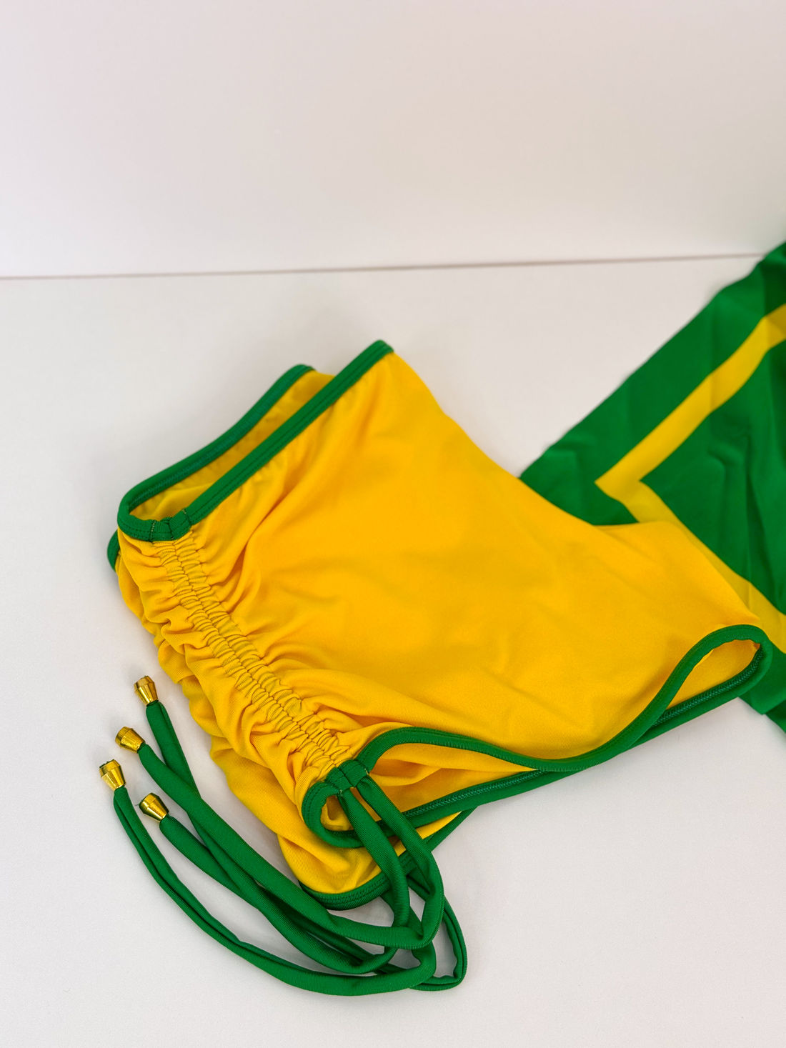 SHORT RIO - VERDE/AMARELO