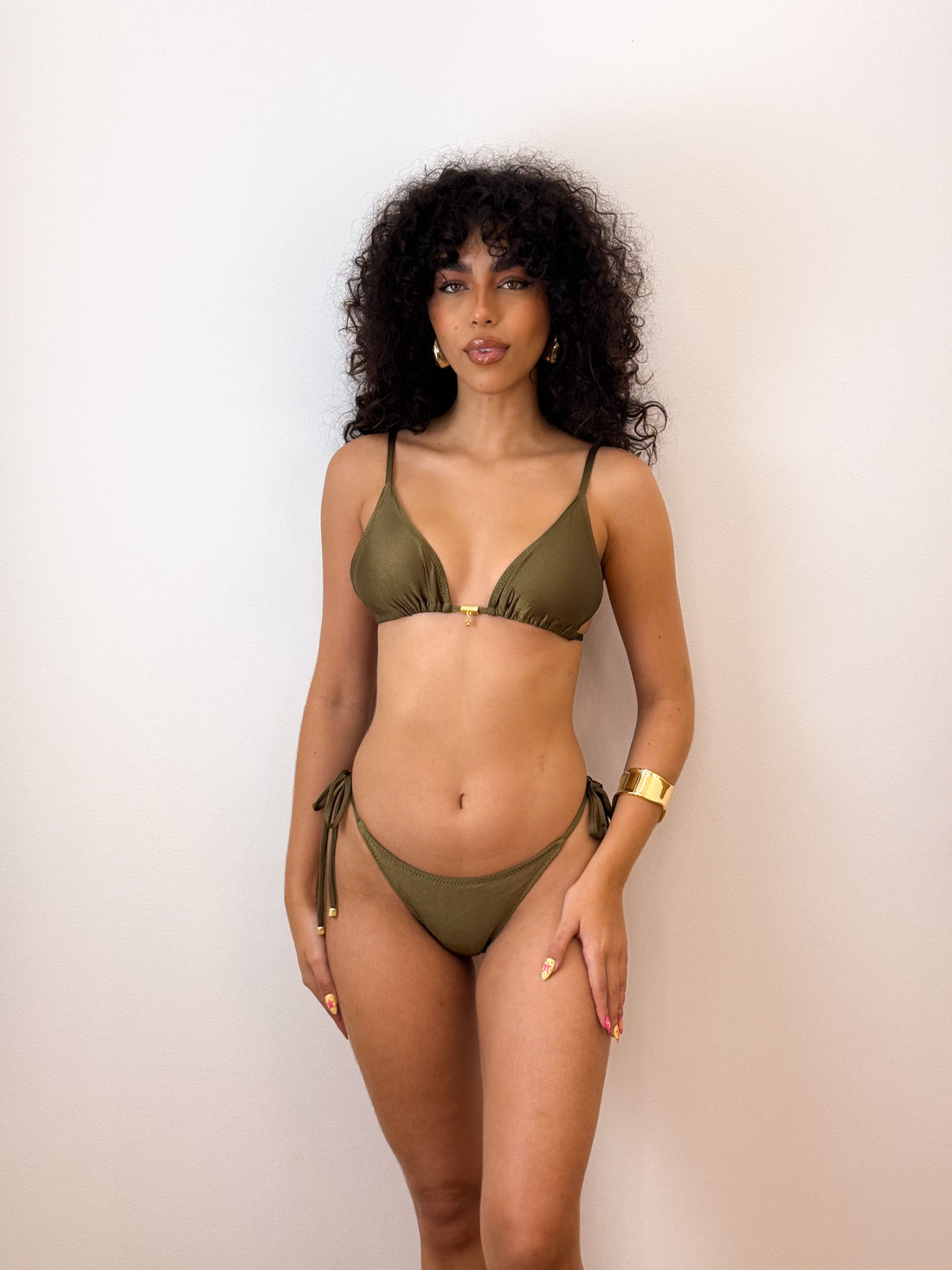 CORTININHA TRILOBAL DE AMARRAR FIO DUPLO - VERDE OLIVE