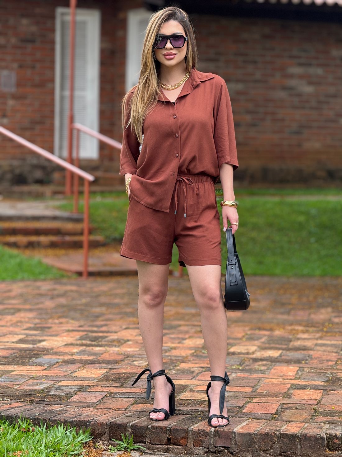 Short Monique Marrom Short Monique Marrom