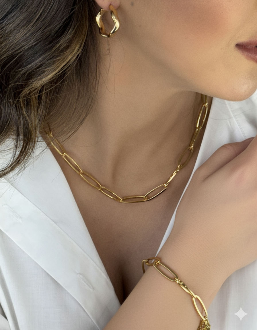 Brinco Chloe Dourado Brinco Chloe Dourado