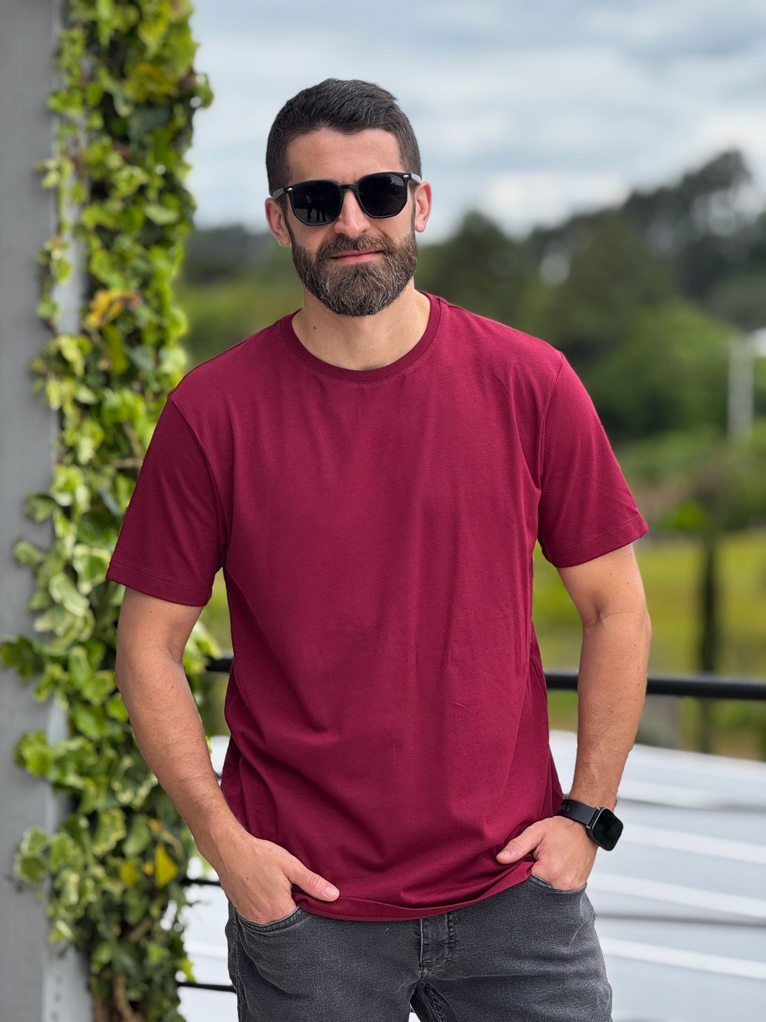 Camiseta Masculina Bordo Camiseta Masculina Bordo