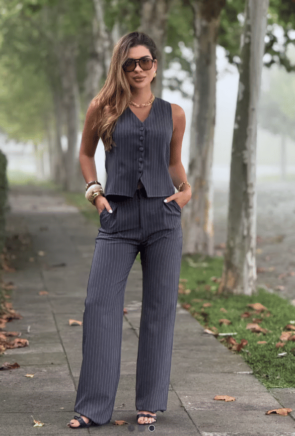 CONJUNTO AGNES RISCA DE GIZ CINZA CONJUNTO AGNES RISCA DE GIZ CINZA
