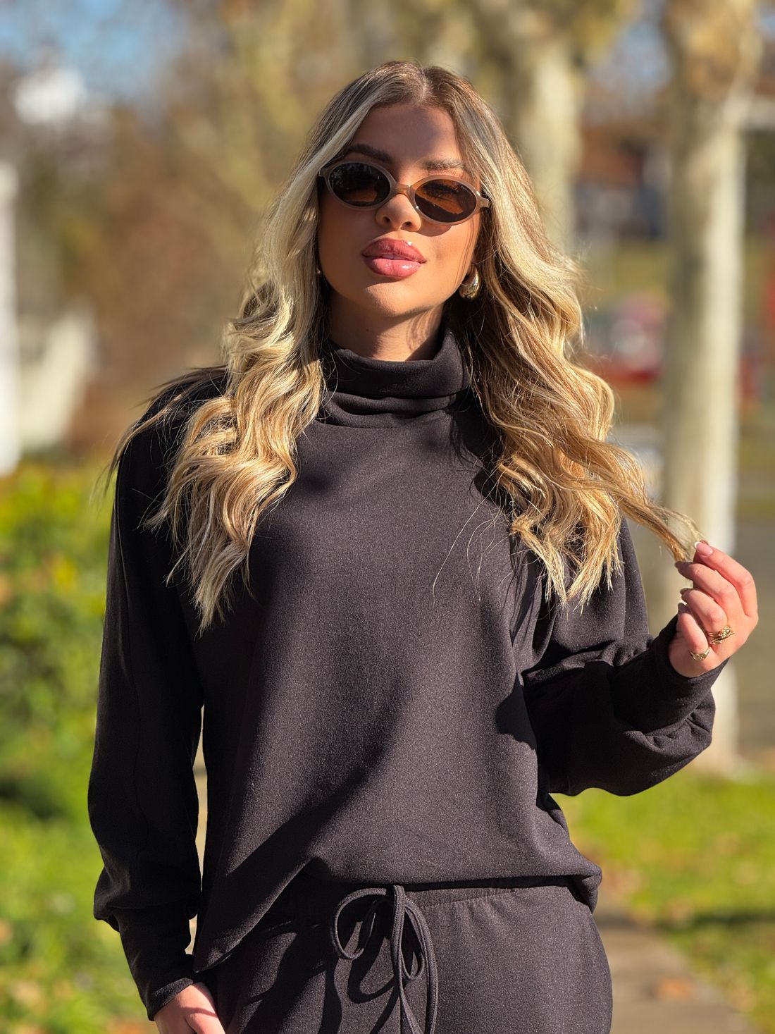 Blusa Supersoft Helena Preto Blusa Supersoft Helena Preto