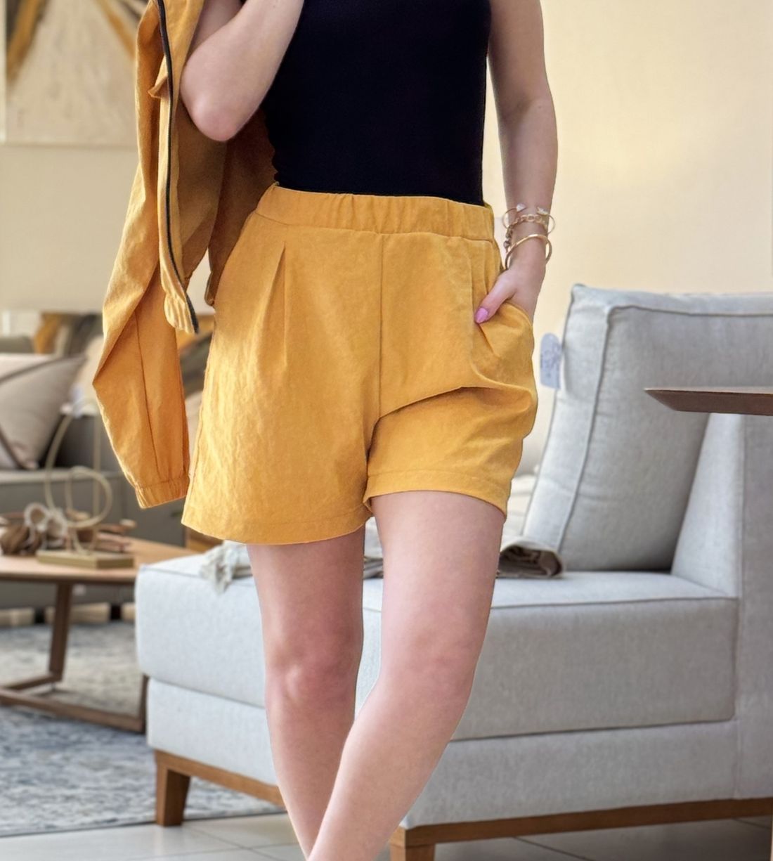 Short Cupro Mostarda Short Cupro Mostarda