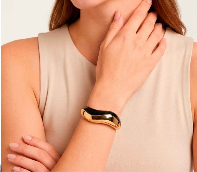Bracelete Any Preto e Dourado Bracelete Any Preto e Dourado