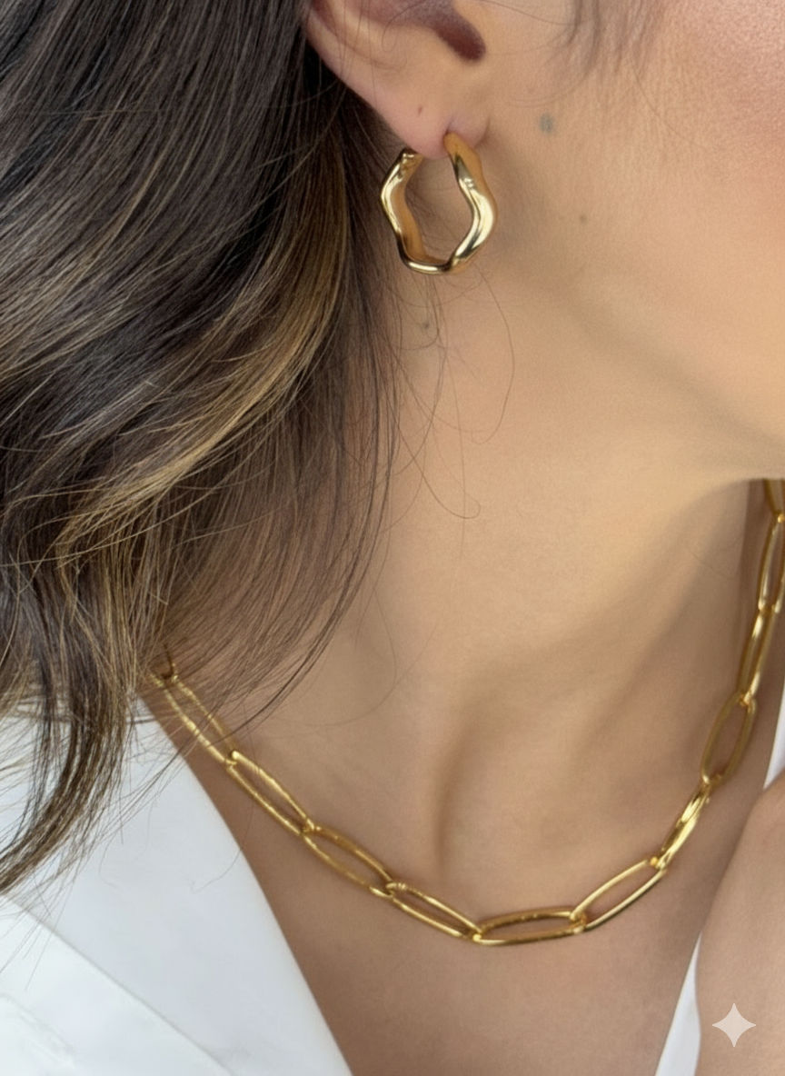 Brinco Chloe Dourado Brinco Chloe Dourado