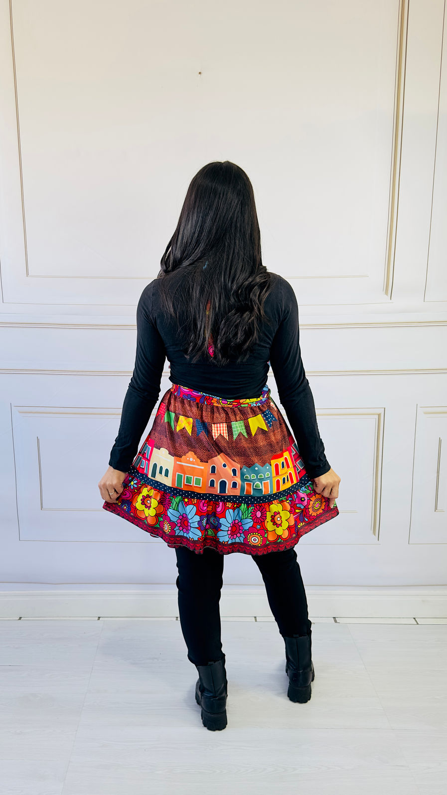 Vestido Festa Junina Arraiá Cidade Junina — Veste P ao G2 + Brinde 2 Laços Vestido Festa Junina Arraiá Cidade Junina — Veste P ao G2 + Brinde 2 Laços