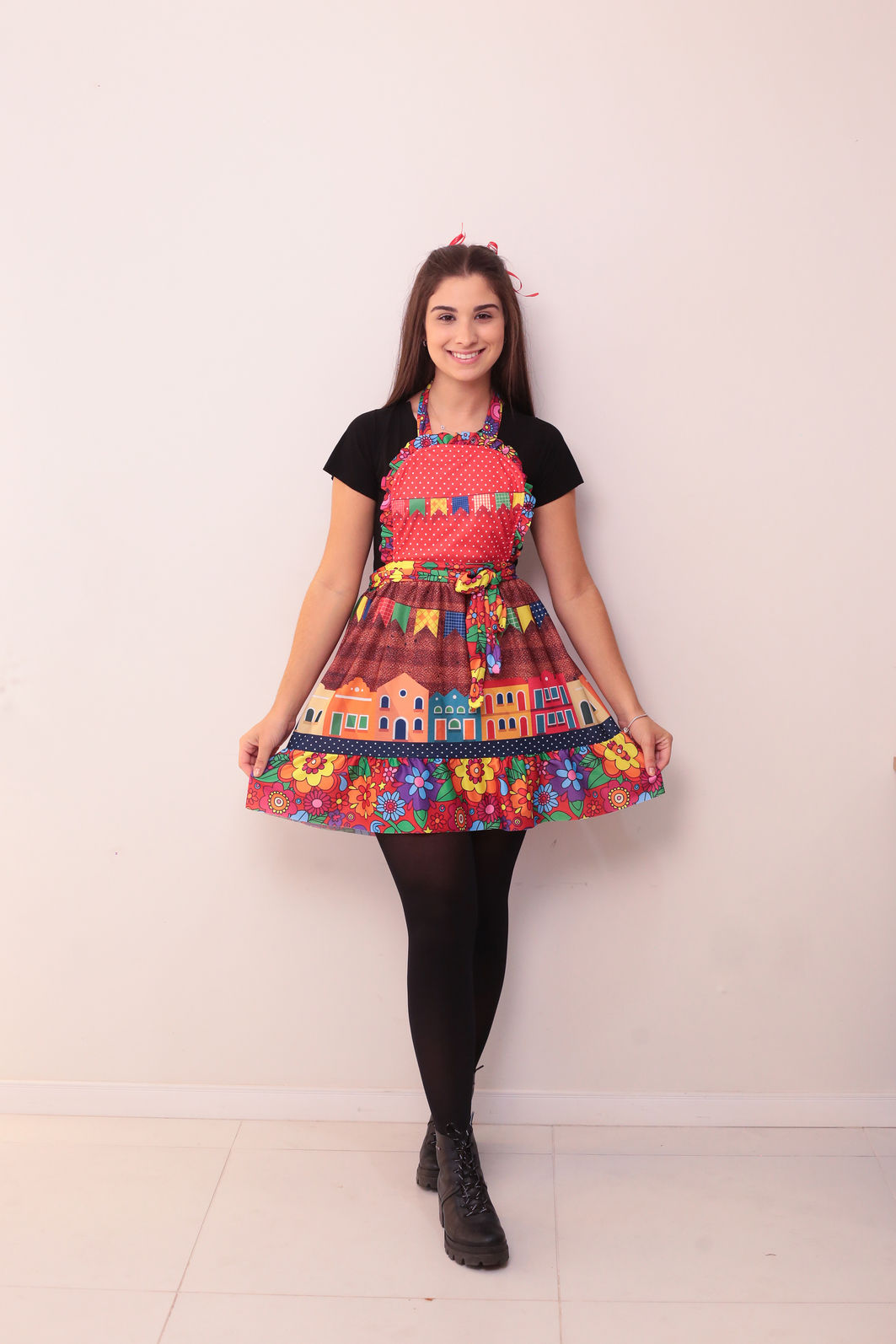 Vestido Festa Junina Arraiá Cidade Junina — Veste P ao G2 + Brinde 2 Laços Vestido Festa Junina Arraiá Cidade Junina — Veste P ao G2 + Brinde 2 Laços