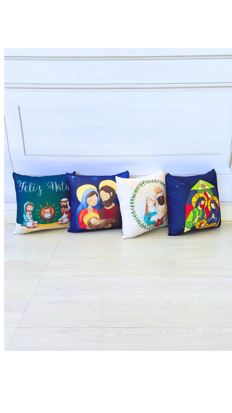 KIT 4 CAPAS DE ALMOFADAS SAGRADA FAMILIA MALHA CONFORT DECORATIVAS NATAL - 45x45