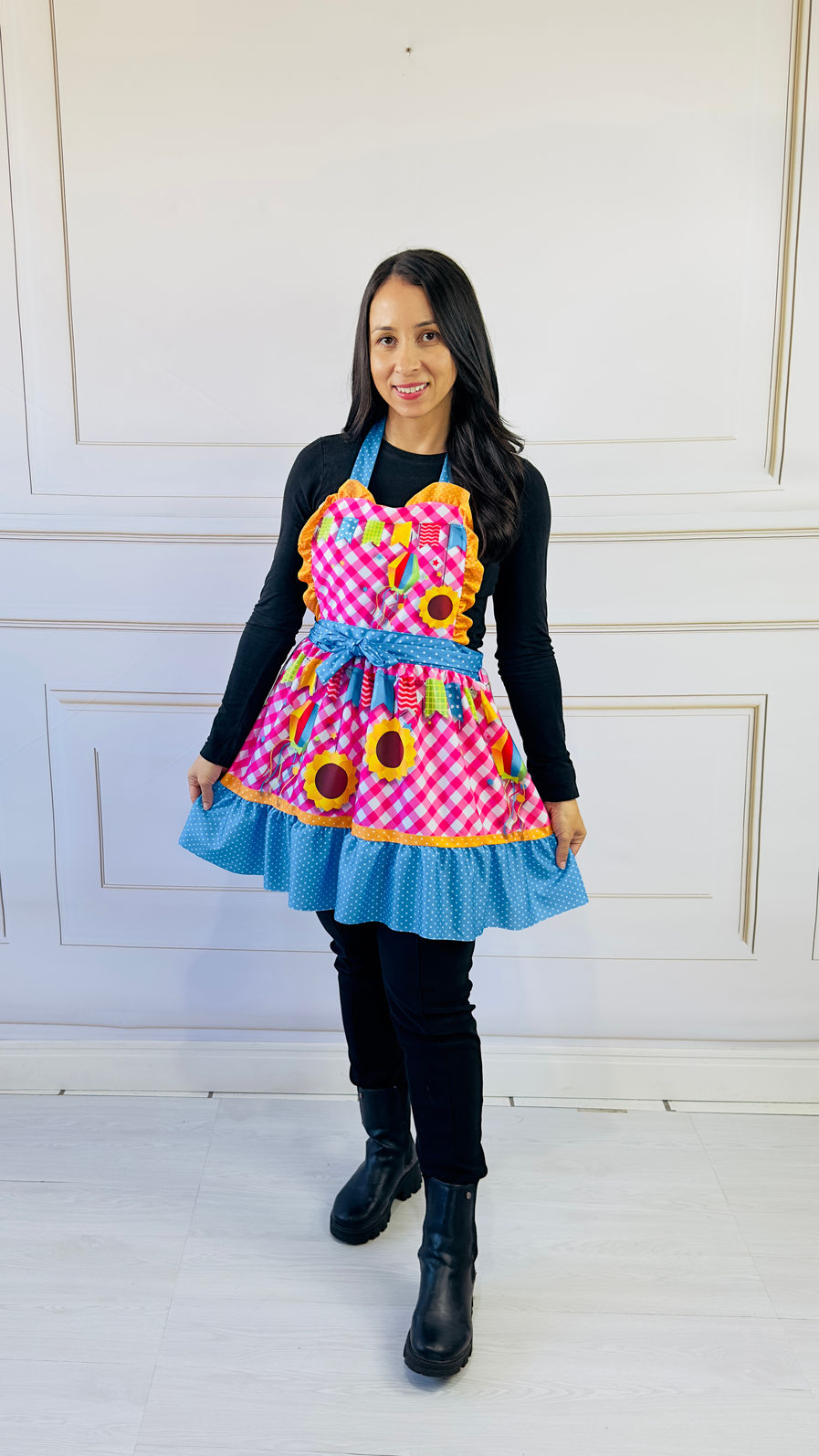 Vestido Festa Junina Xadrez Rosa com Girassóis Vestido Festa Junina Xadrez Rosa com Girassóis