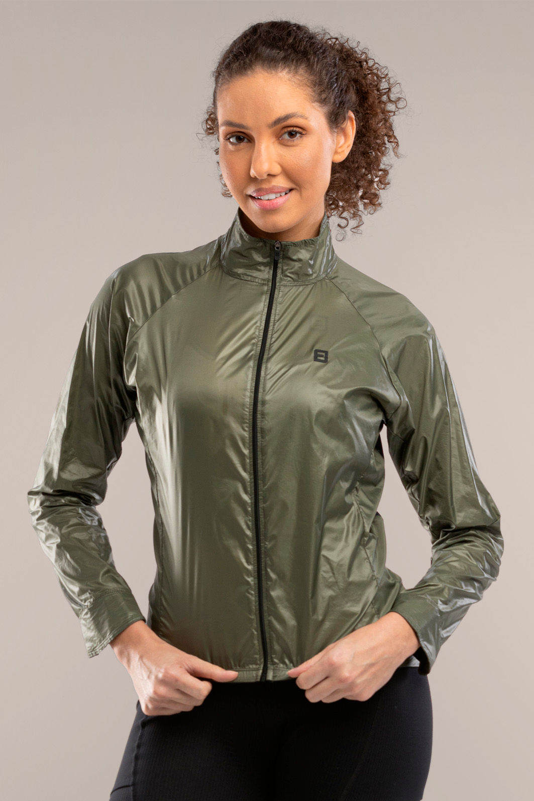 Jaqueta Corta Vento Fem. Pocket Jaqueta Corta Vento Fem. Pocket