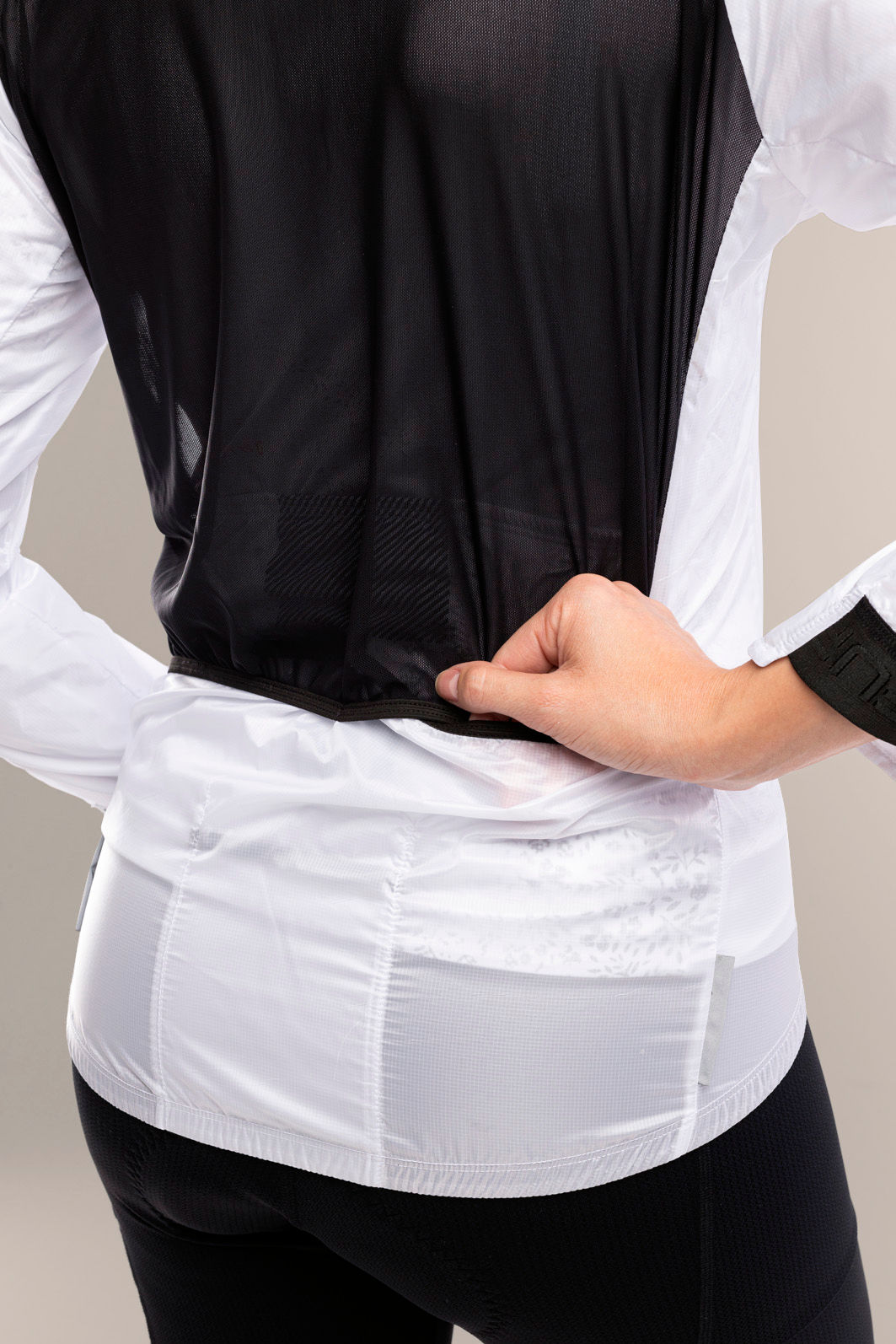 Jaqueta Corta Vento Fem. Pocket