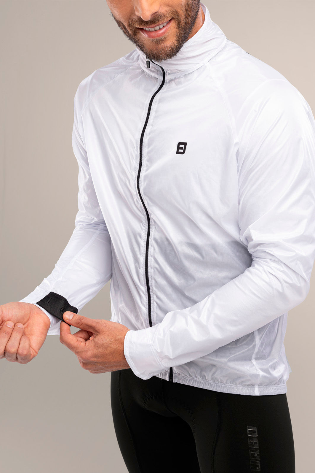 Jaqueta Corta Vento Masc. Pocket