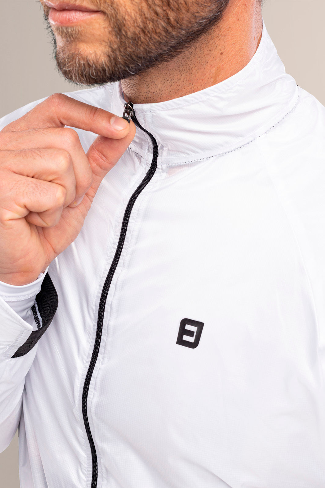 Jaqueta Corta Vento Masc. Pocket