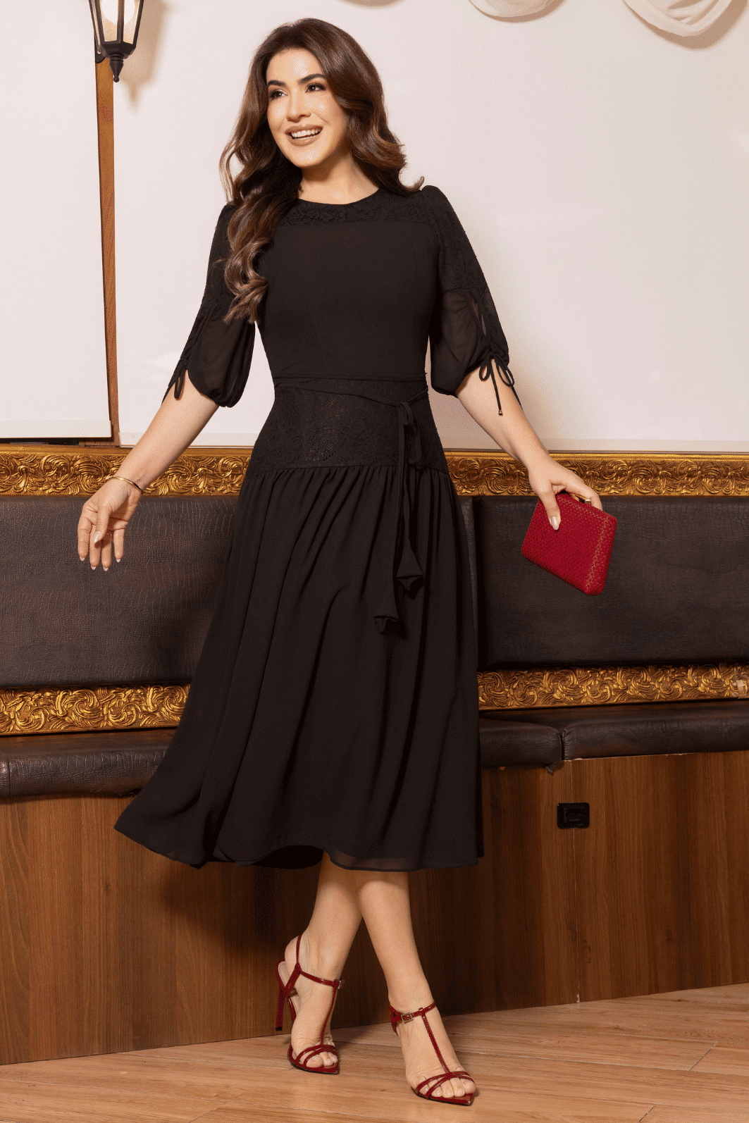 VESTIDO CHIFFON COM DETALHES EM RENDA - 14516 VESTIDO CHIFFON COM DETALHES EM RENDA - 14516