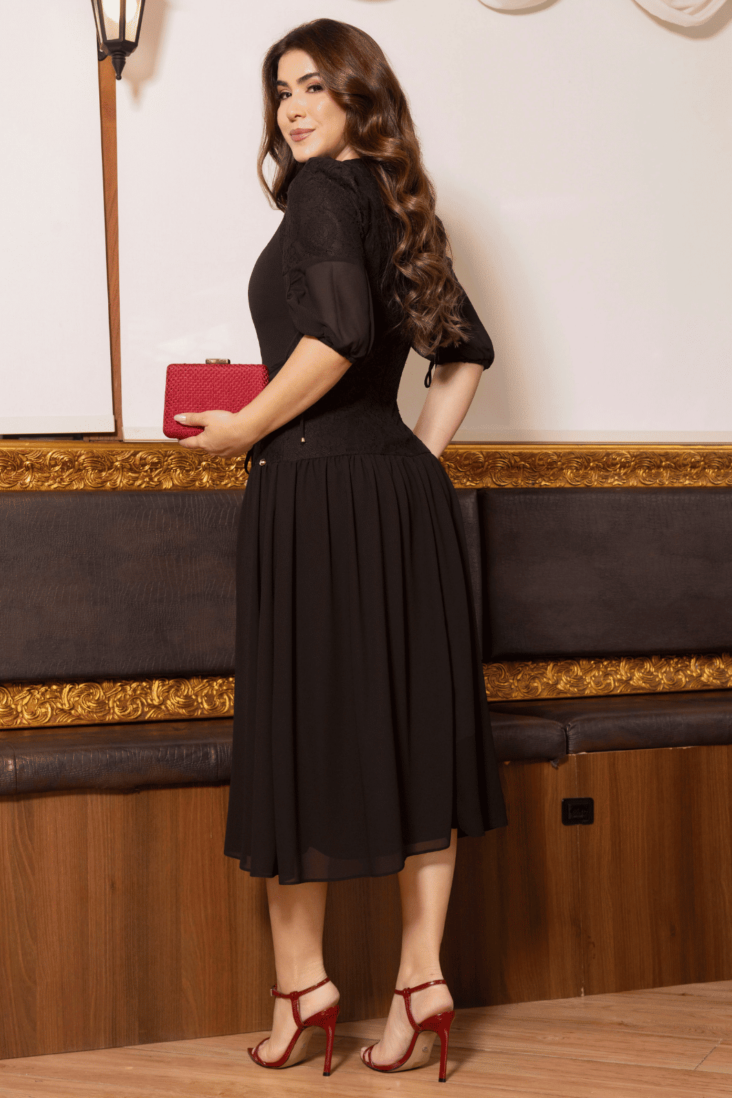 VESTIDO CHIFFON COM DETALHES EM RENDA - 14516 VESTIDO CHIFFON COM DETALHES EM RENDA - 14516